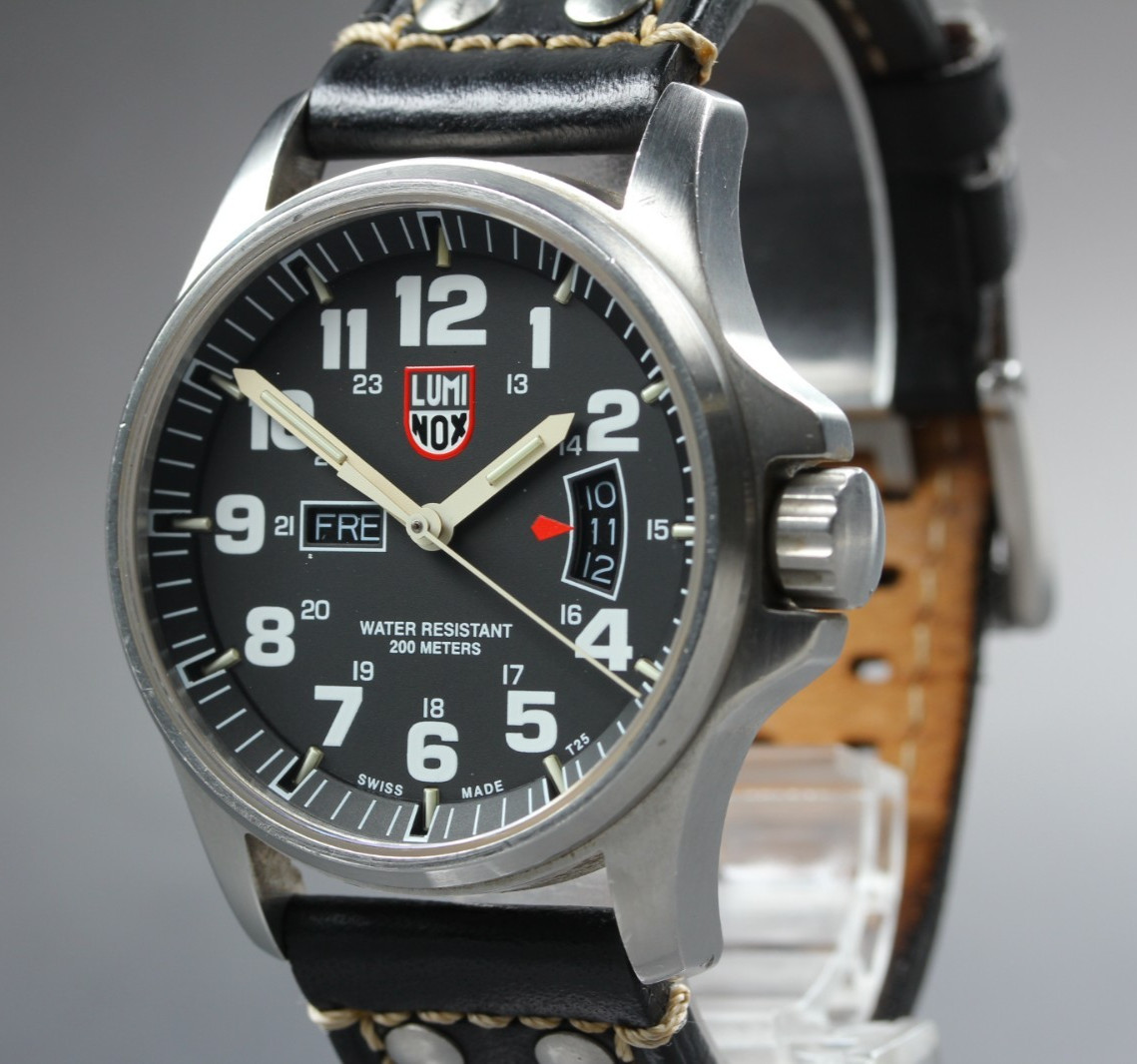 [ EXC+++++ ] LUMINOX Atacama Field 1820 Series 42mm Day/Date Quartz Men’s Watch