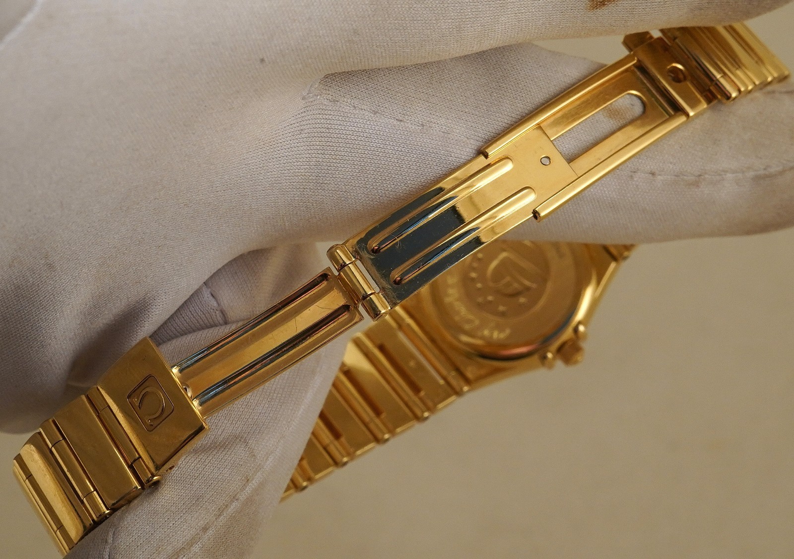 OMEGA CONSTELLATION MY CHOICE 18K GOLD MOTHER-OF-PEARL DIAL DIAMONDS BEZEL!!!