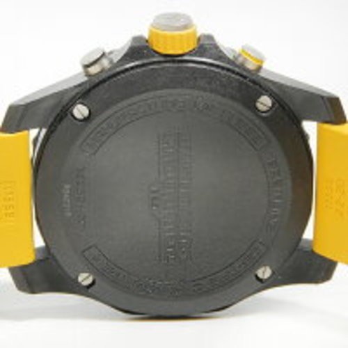 BREITLING Endurance Pro men’s quartz watch X82310 Authentic From Japan