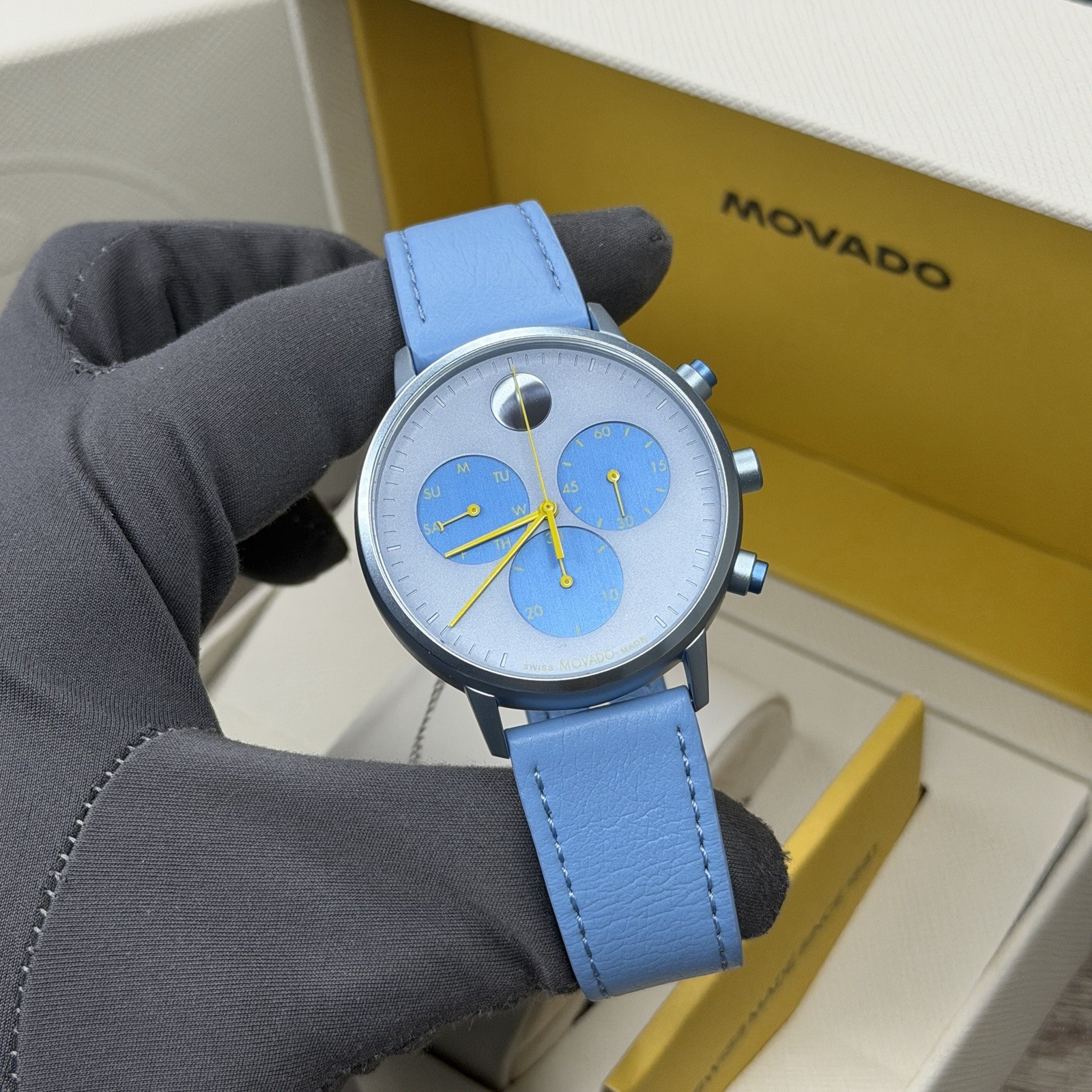NEW✅SWISS✅ Movado FACE Blue Dial Blue Leather Chrono Aluminum Men Watch 3640149