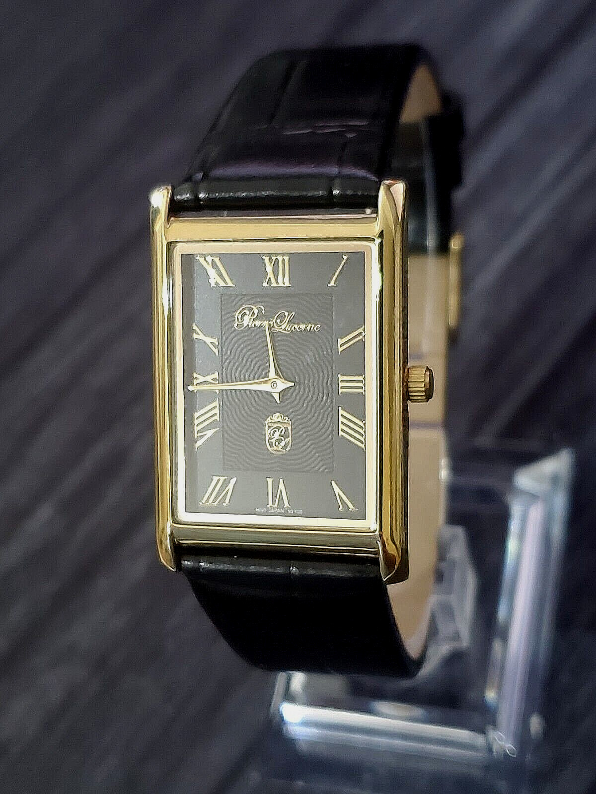 Pierre Lucerne Slim Mens Seiko-Y120 Tank Watch Japan Gld Blk