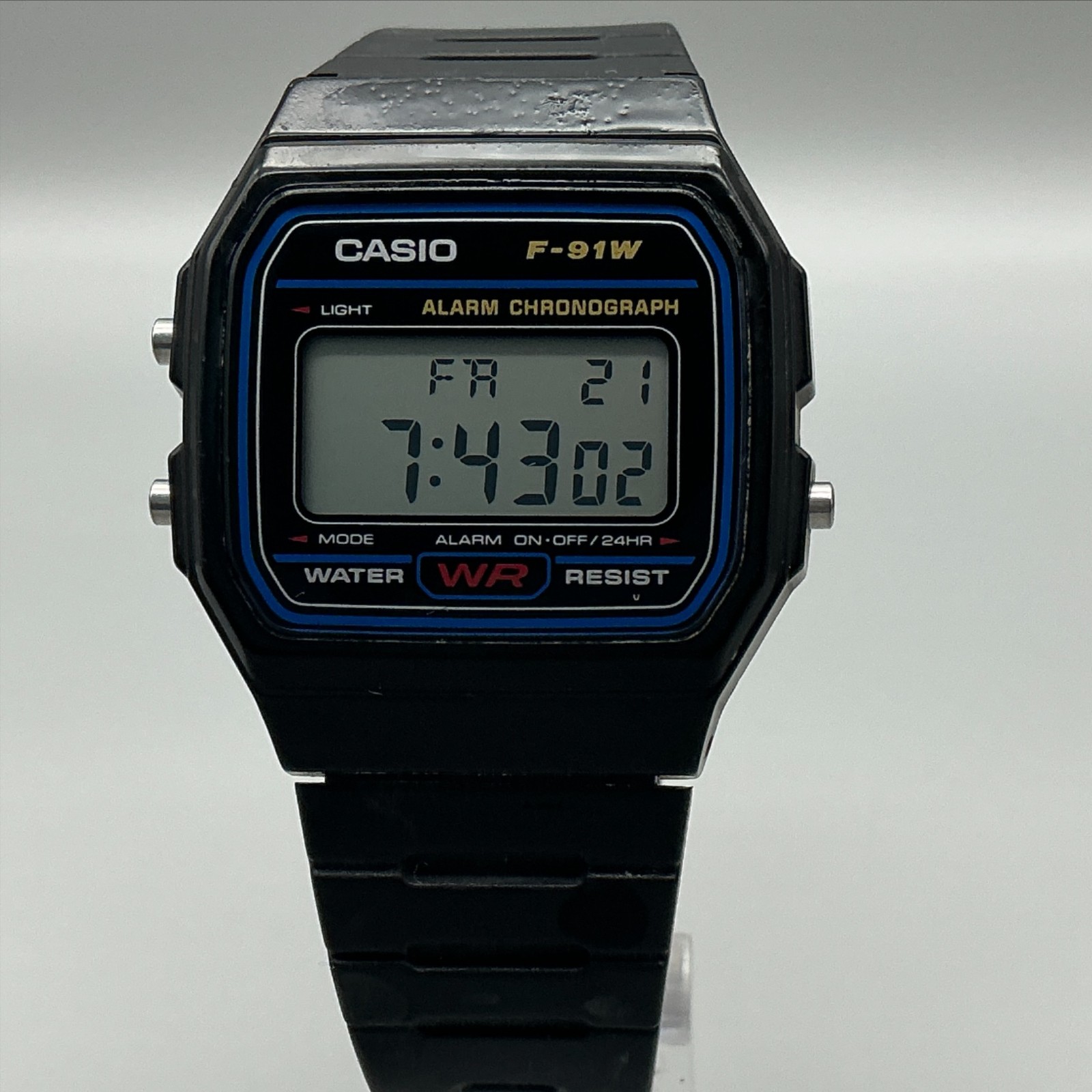 Casio Mens Watch 35mm Black Illuminator Alarm Chrono 593 F-91W New Battery