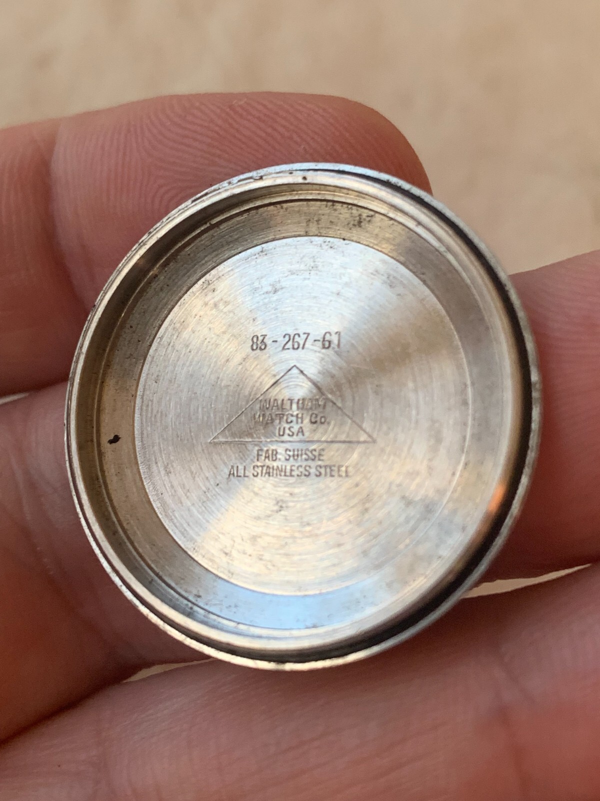 WALTHAM screw steel caseback 31mm ref. 83 – 267 – 61