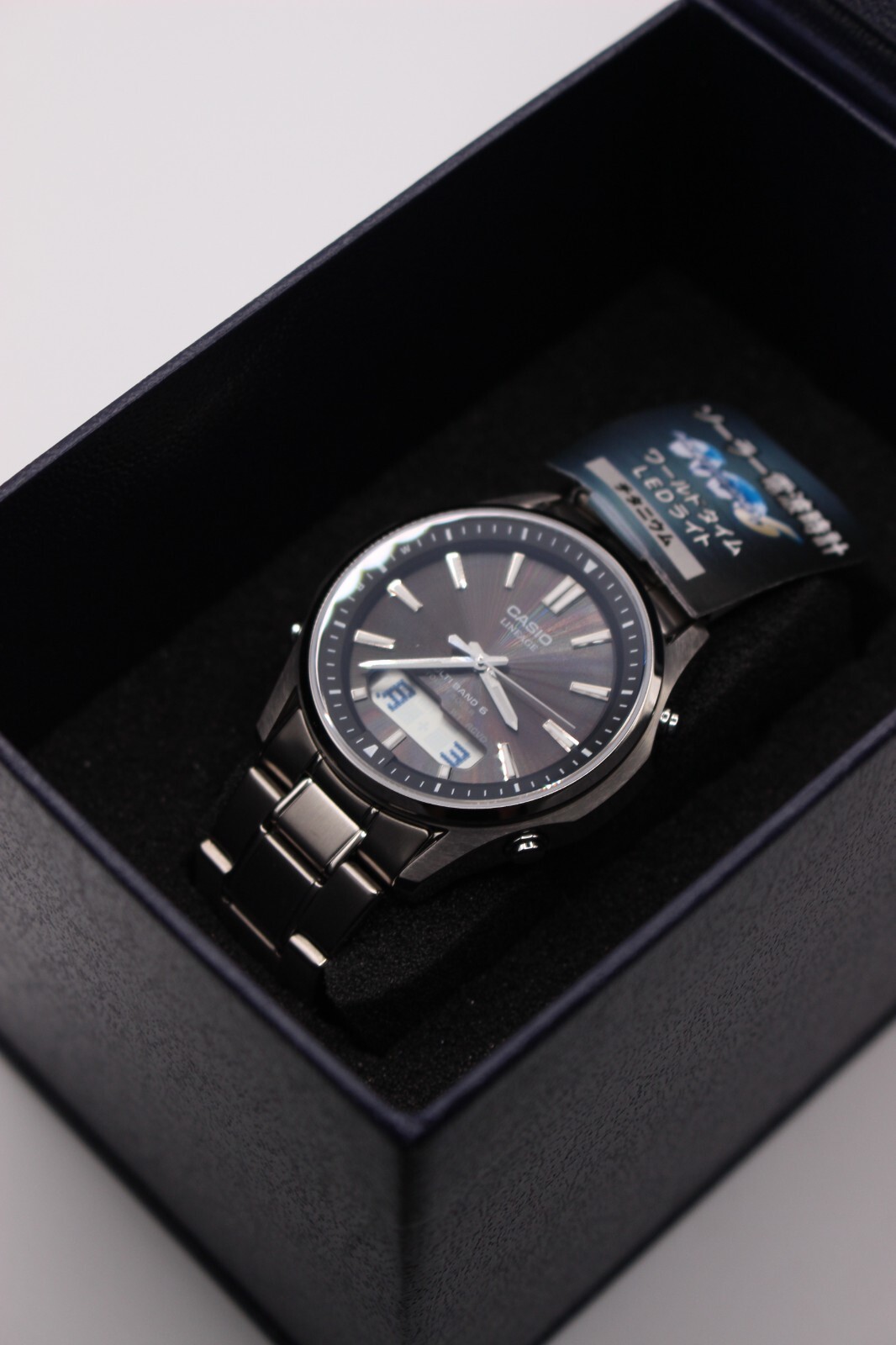 CASIO LINEAGE LCW-M100TSE-1AJF Solar Radio Titanium Men Watch Silver Gift Japan
