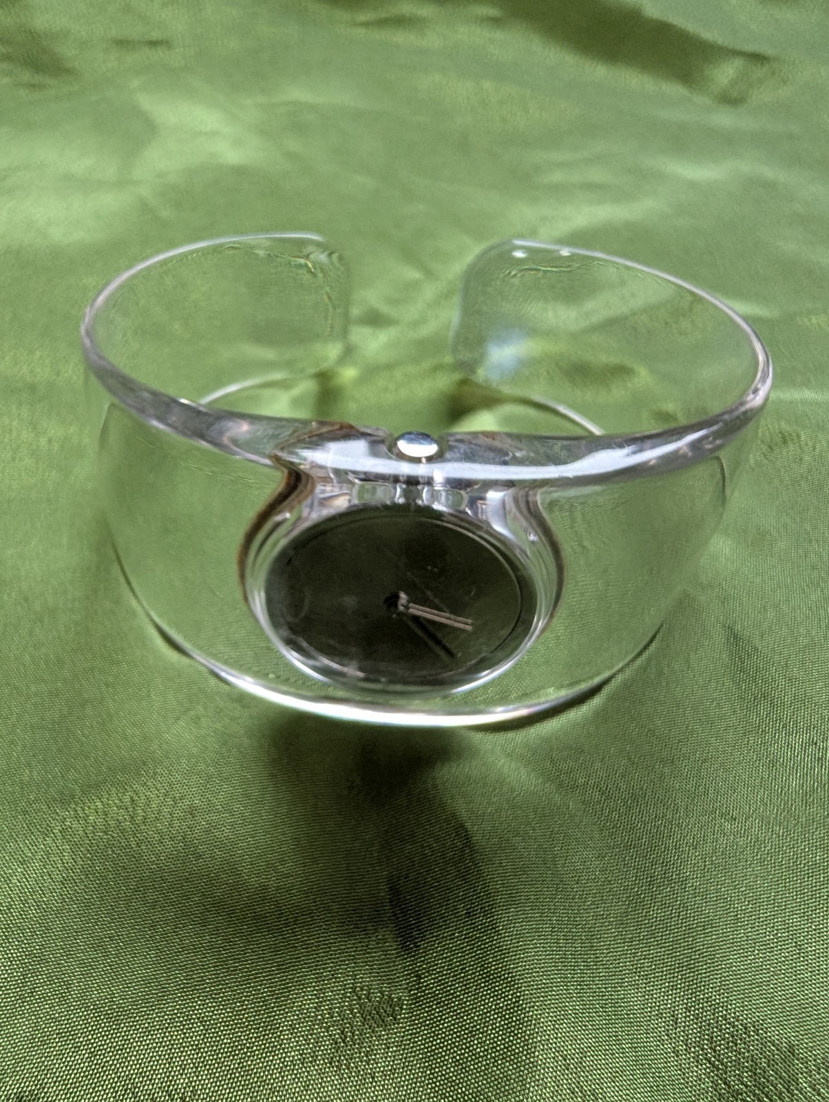 ISSEY MIYAKE O-Bold bangle Wrist Watch Clear NYAS001 Tokujin Yoshioka JAPAN Used