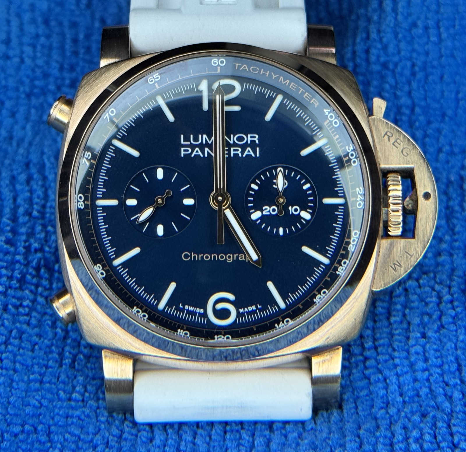 Panerai PAM0111 Blue Notte rose gold chronograph deployment and pin buckle 44mm