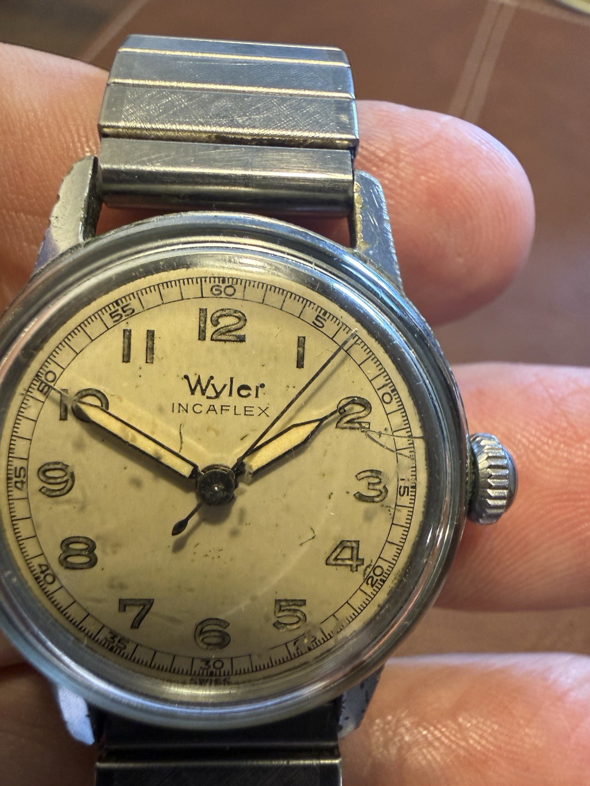 Vintage Wyler Lifeguard incaflex 3370/3-1162 Running NICE!