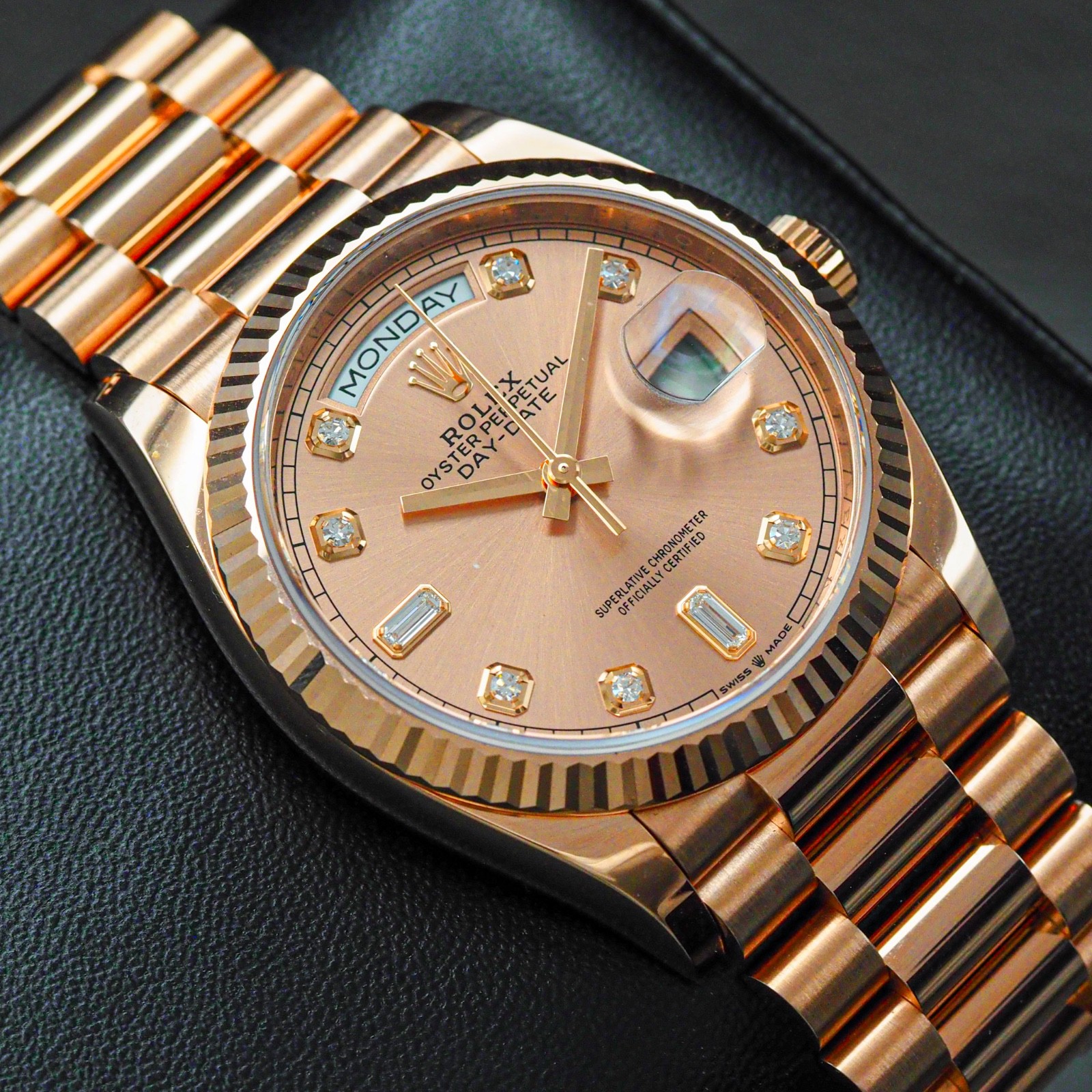Rolex Day-Date 128235 MINT 18k Rose President Diamond Sundust Dial Unisex 36MM