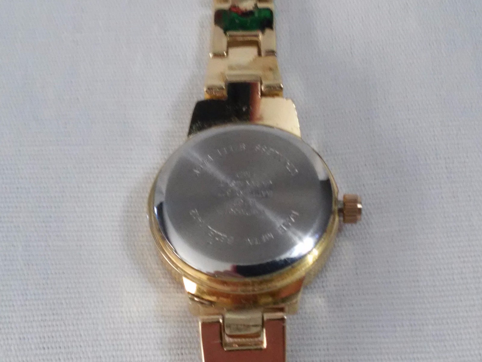 New Women’s Target Gold Tone Color Watch Jewelry Wristwatch Ladies Battery Works