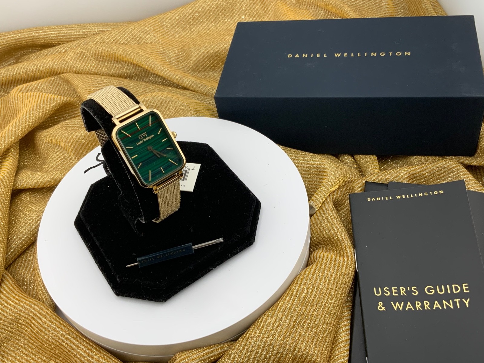Daniel Wellington Quadro Pressed Evergold Green Gold Mesh Watch RRP £145 20x26mm