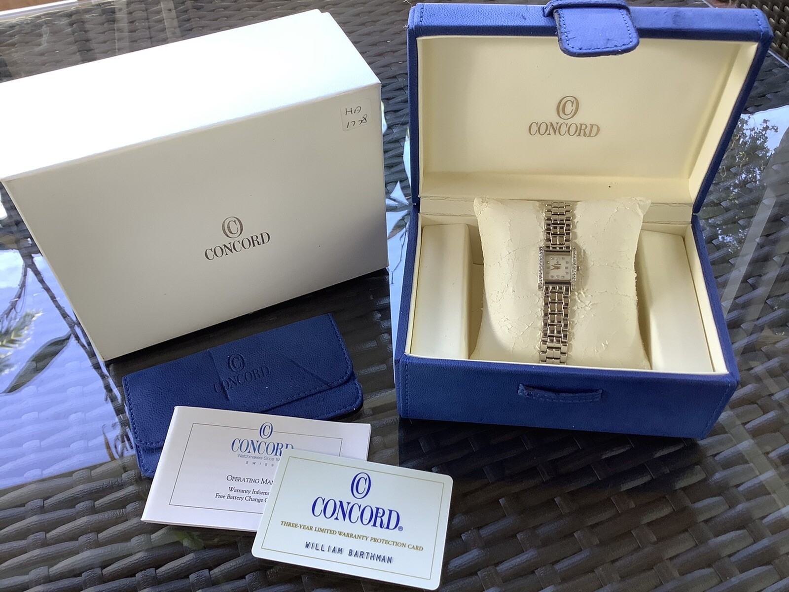 CONCORD 14K WHITE GOLD 18MM LADIES WRISTWATCH W/ORIGINAL BOX & CARD