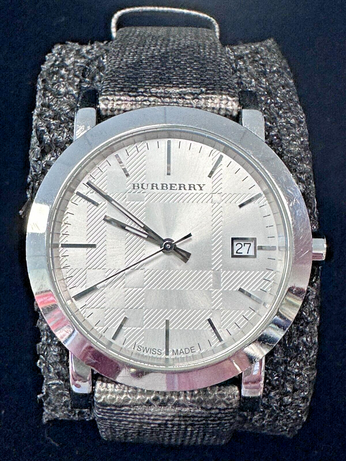 Burberry SS “The City” Unisex Nova Check Dial Gray Leather Watch [074 WEy]