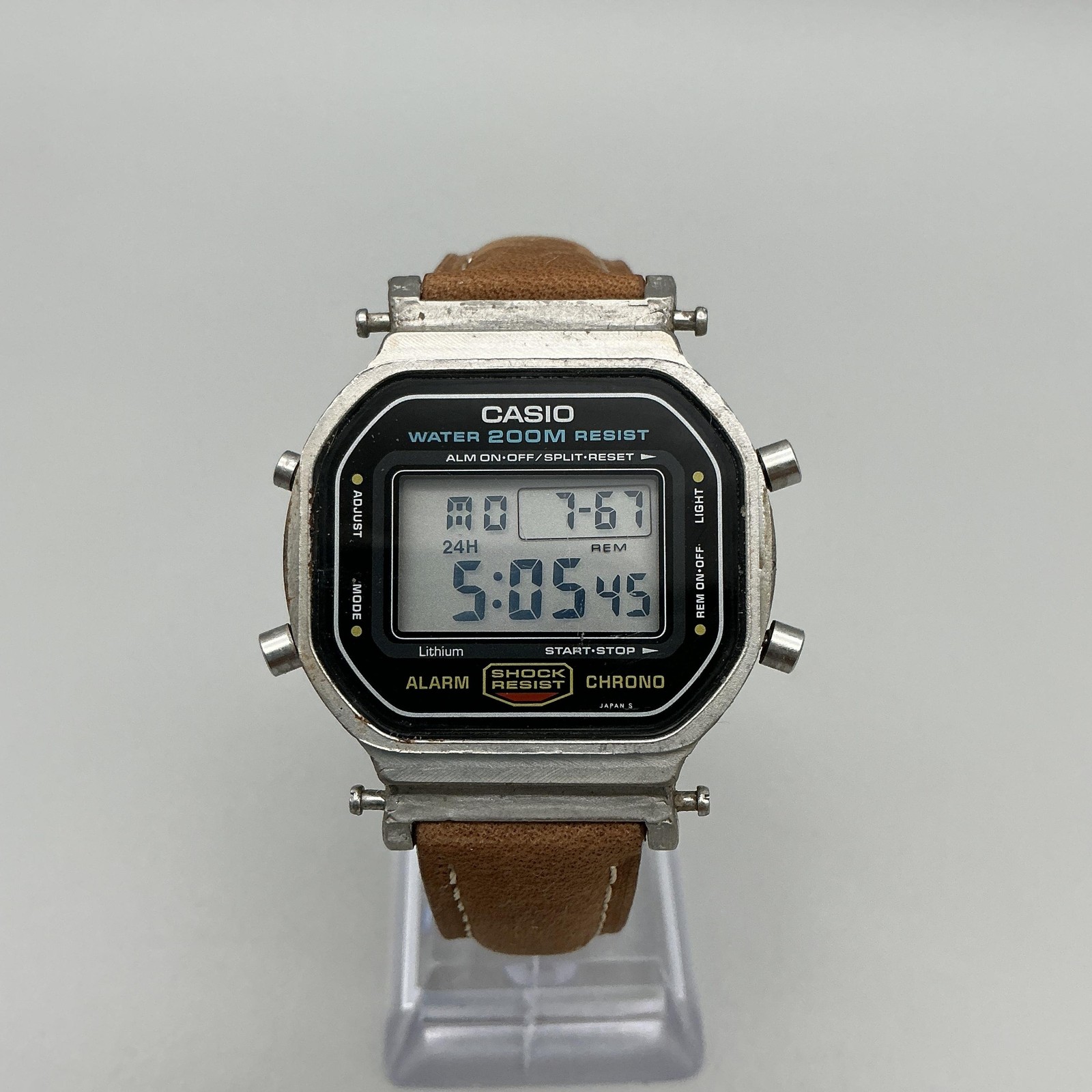 Vintage Casio Mens Watch 38mm Gray Digital 901 DW-5600 Chrono New Battery