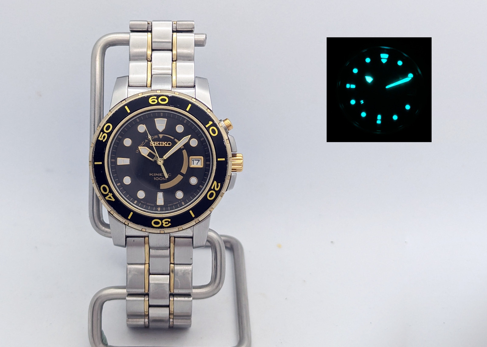 Seiko Kinetic SKA382 5M62 Black Gold Lrg Wrist 100M | New Capacitor Crystal Box