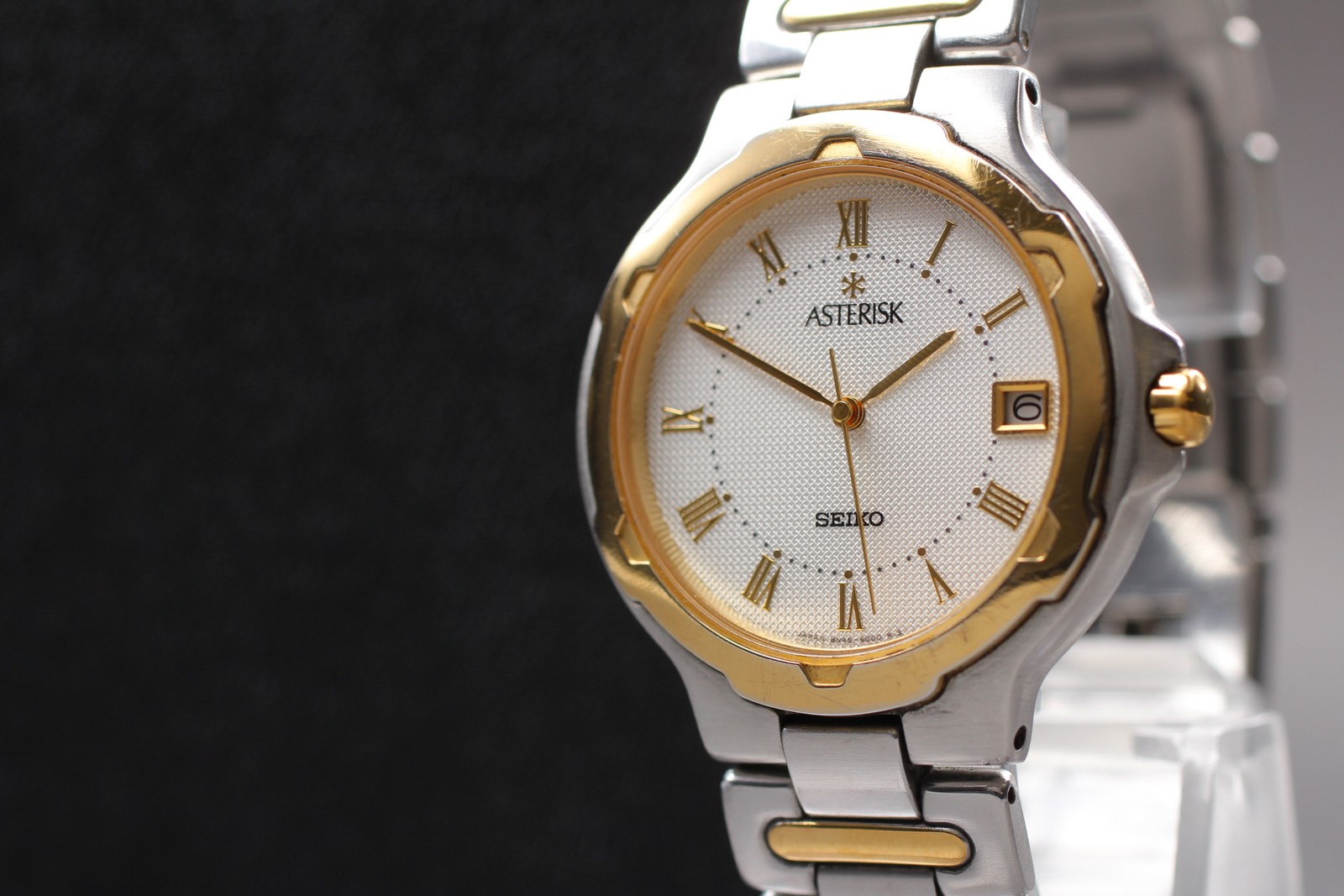 Vtg 1992 N MINT Seiko Asterisk 8N45-6000 Quartz Date Two-Tone Mens Watch JAPAN
