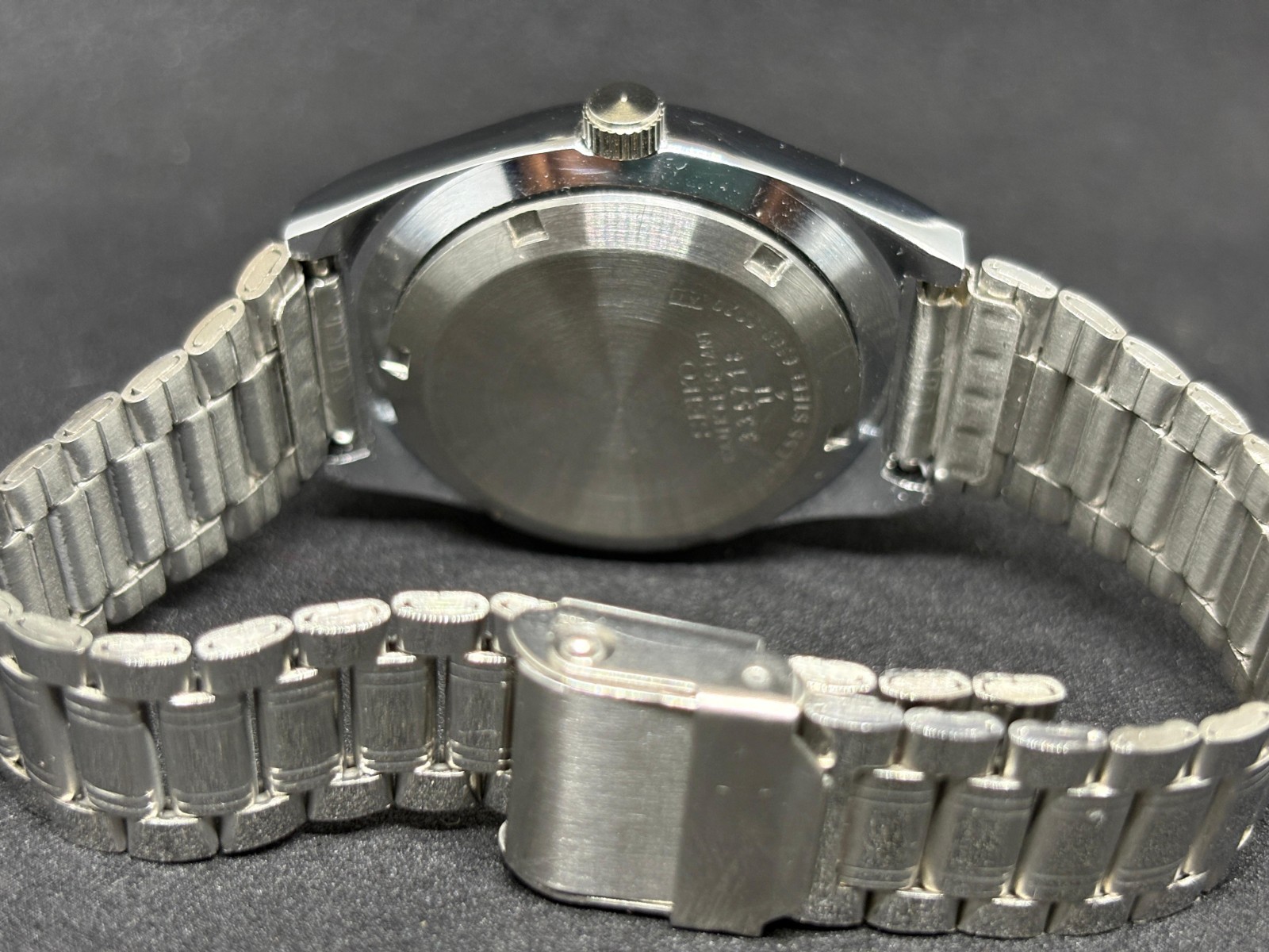 Vintage Seiko 5 Automatic Day/Date Japanese Men’s Wrist Watch