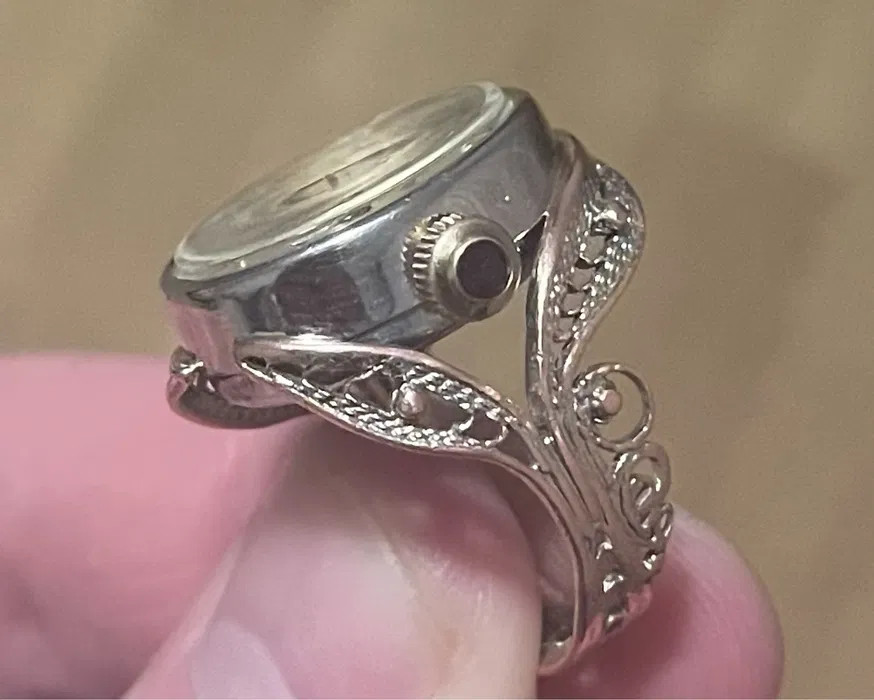 Vintage USSR Soviet Chaika Ring Watch 17 Jewels Mechanical Filigree Working