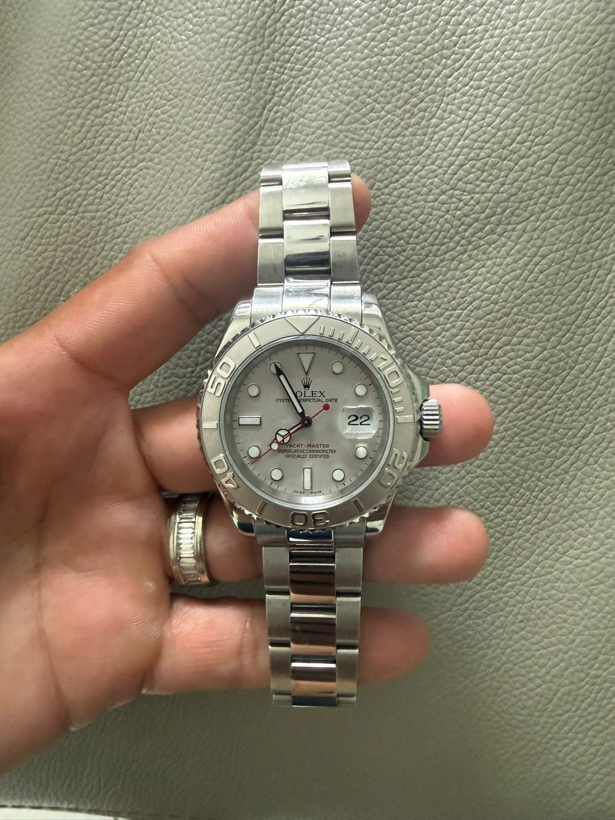 Rolex Yacht-Master 16622 Grey Rhodium Dial Platinum / Steel 40mm Men’s Watch