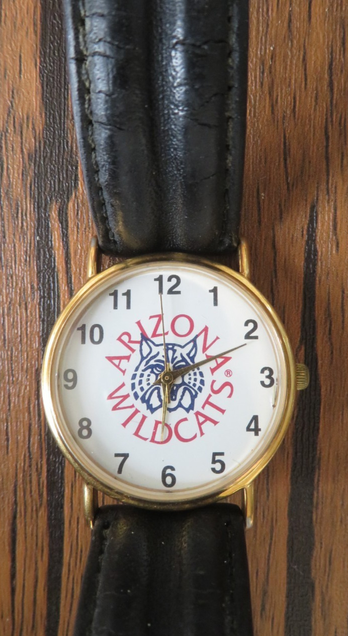 Vintage University of Arizona Wildcats Gold Plated Watch Working NICE!