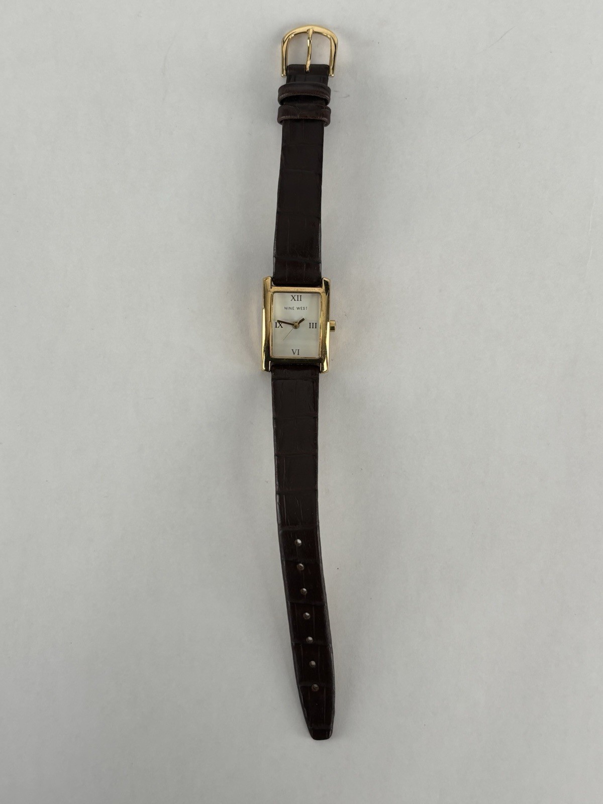 Nine West 9W/1246 20mm Gold Tone Quartz Watch w/Brown Leather Band &New Battery