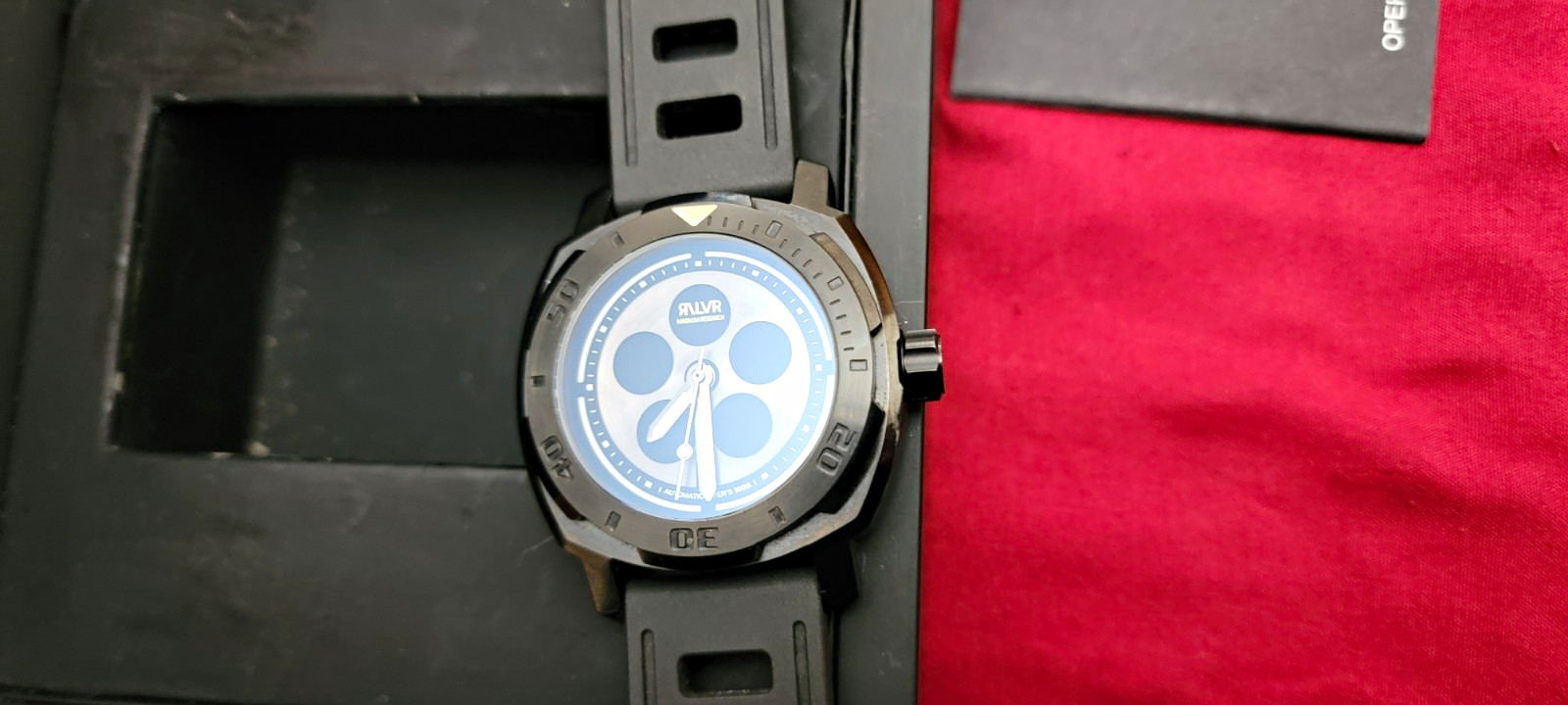 RALVR Noxxen Automatic 300m 44mm Silver Dial Rubber Strap Watch Only 2 Straps