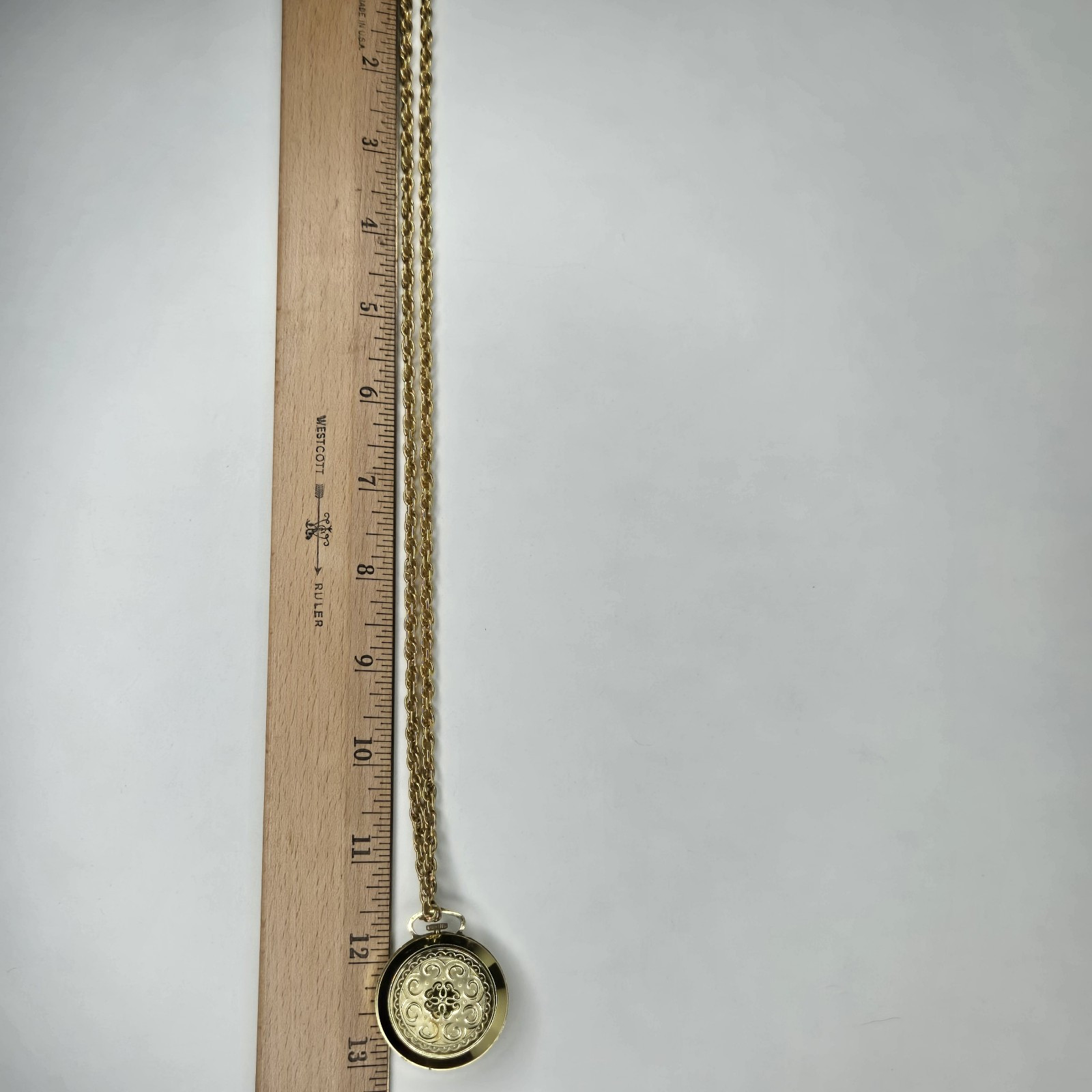 Vtg Swiss Made Anti-magnetic Wind Up GOMA Pendant Watch Necklace Untested