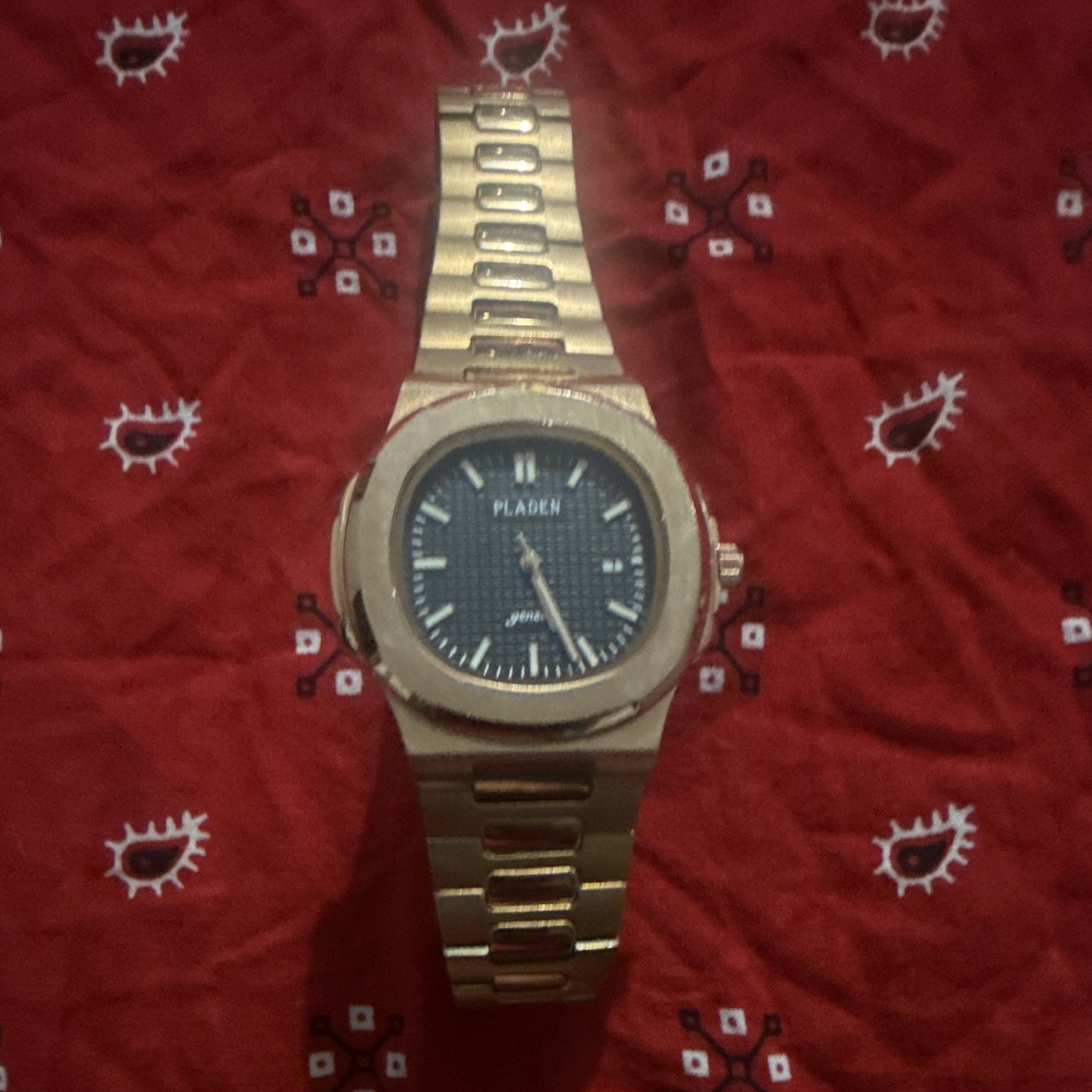 PLADEN Men’s Quartz 40mm Black Textured Dial Date Gold Stainless Bracelet