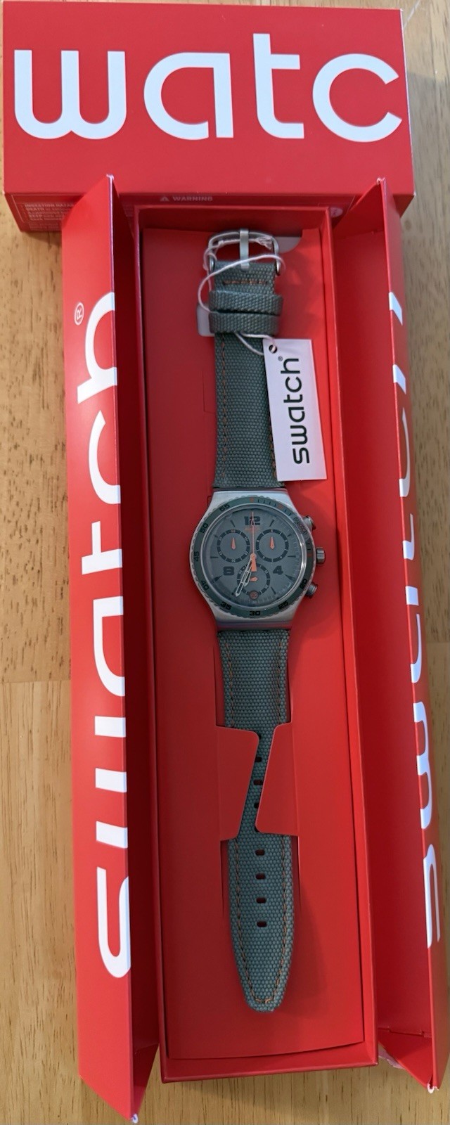 Swatch Irony Chronograph Quartz 24-Hour Green Dial Fabric Strap Silver w/Box