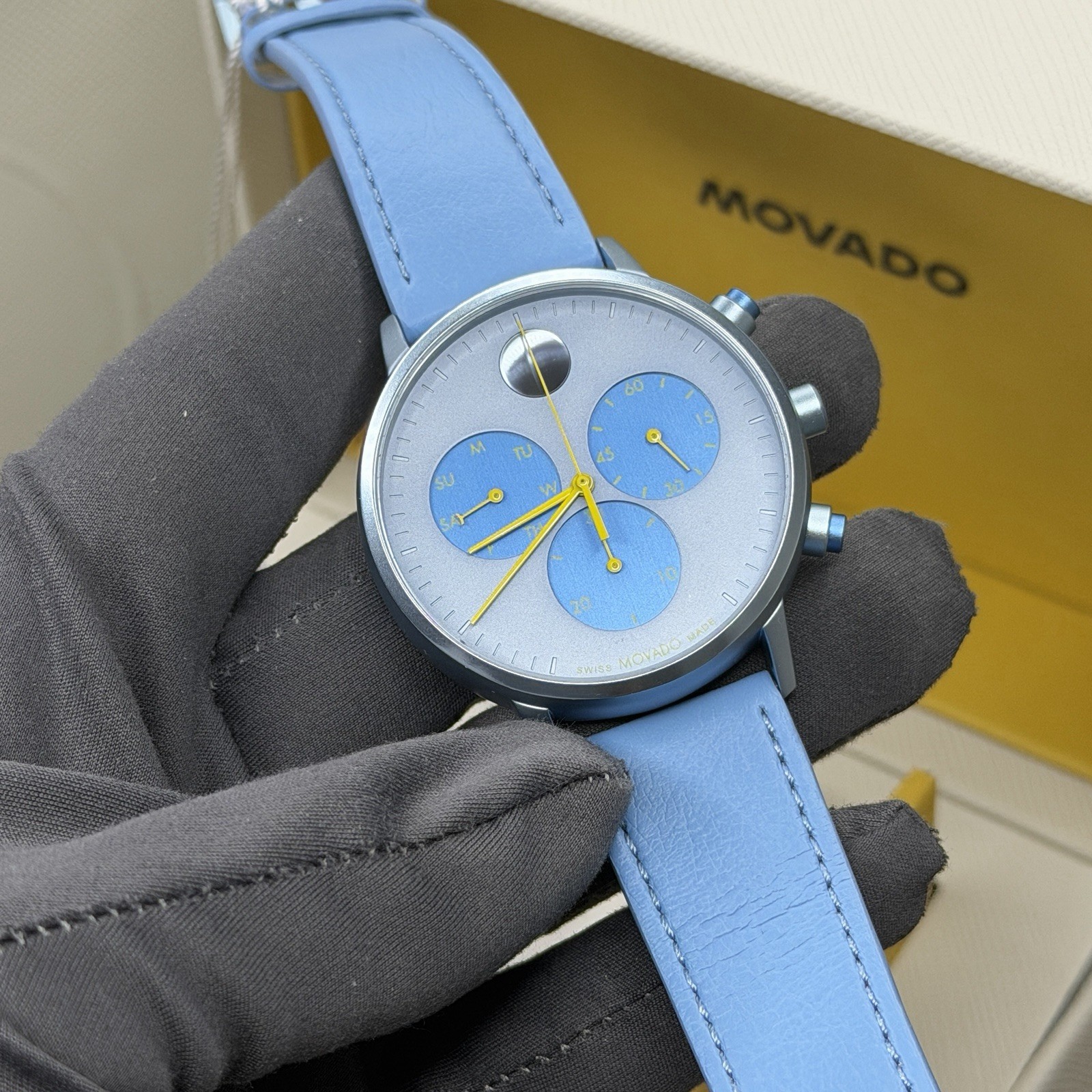 NEW✅SWISS✅ Movado FACE Blue Dial Blue Leather Chrono Aluminum Men Watch 3640149