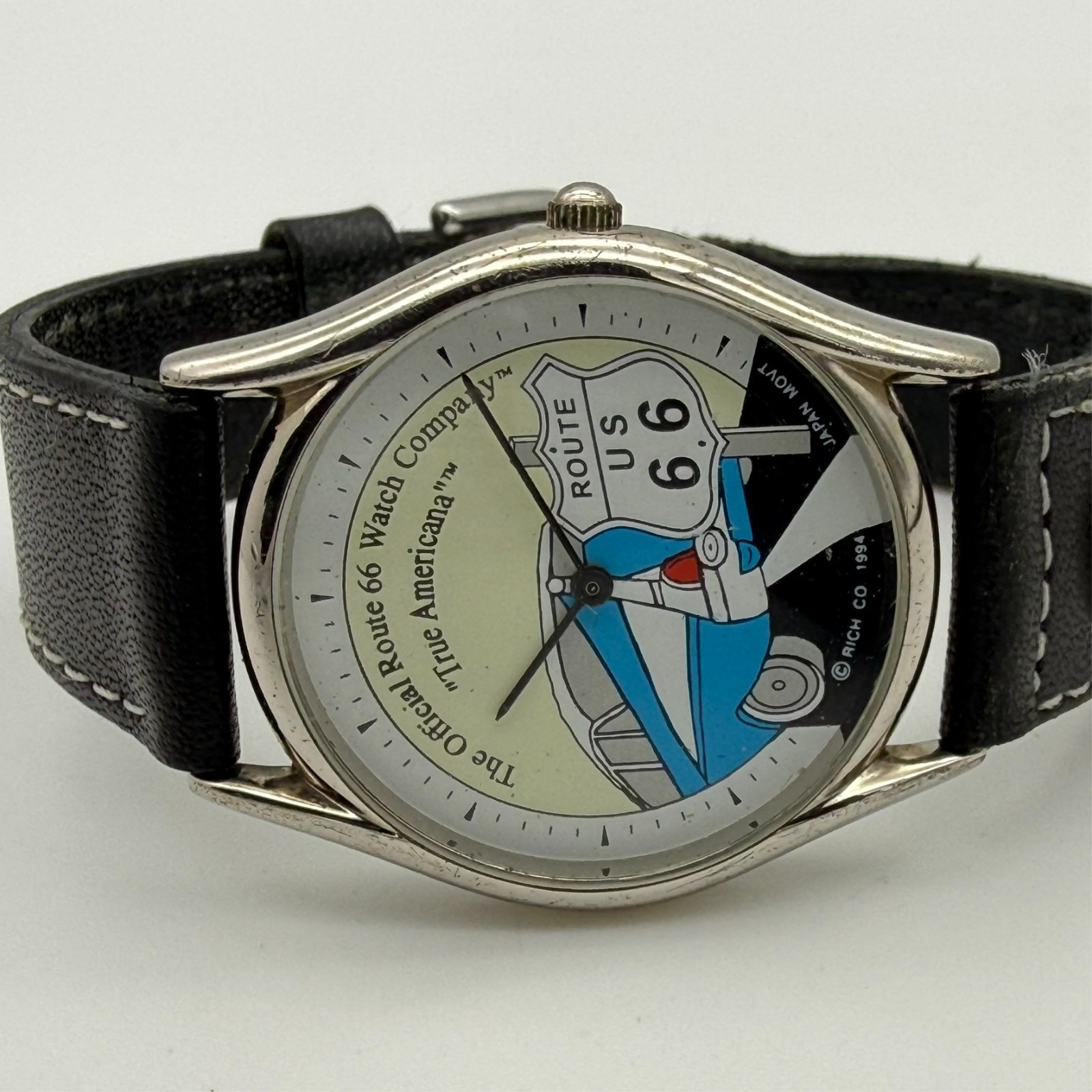 Vintage 1994 Unisex US ROUTE 66 True Americana Silver Tone 33.5mm Watch, Leather