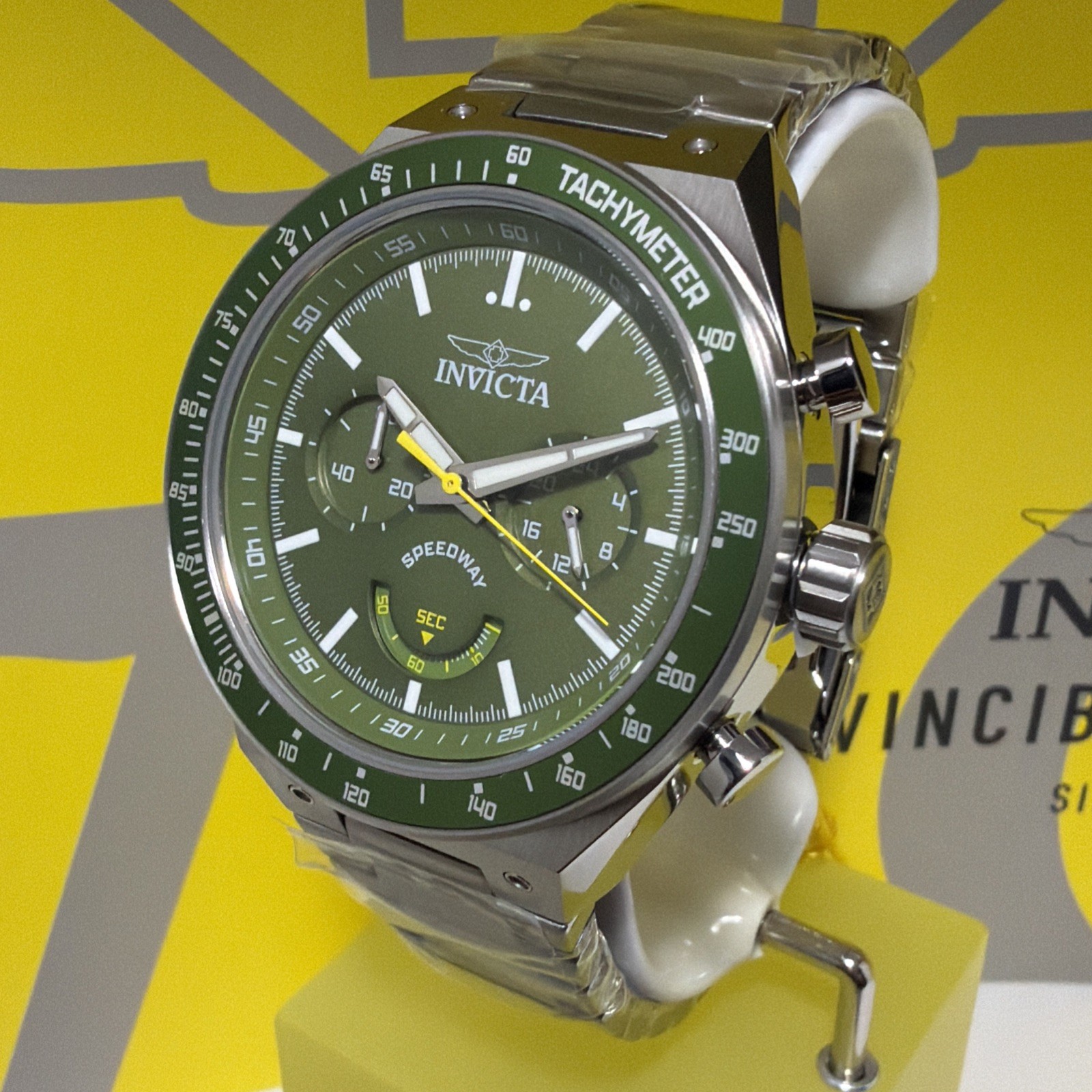 Invicta Speedway GearShift Men’s Watch 44mm, Steel with Green Bezel & Dial NEW!