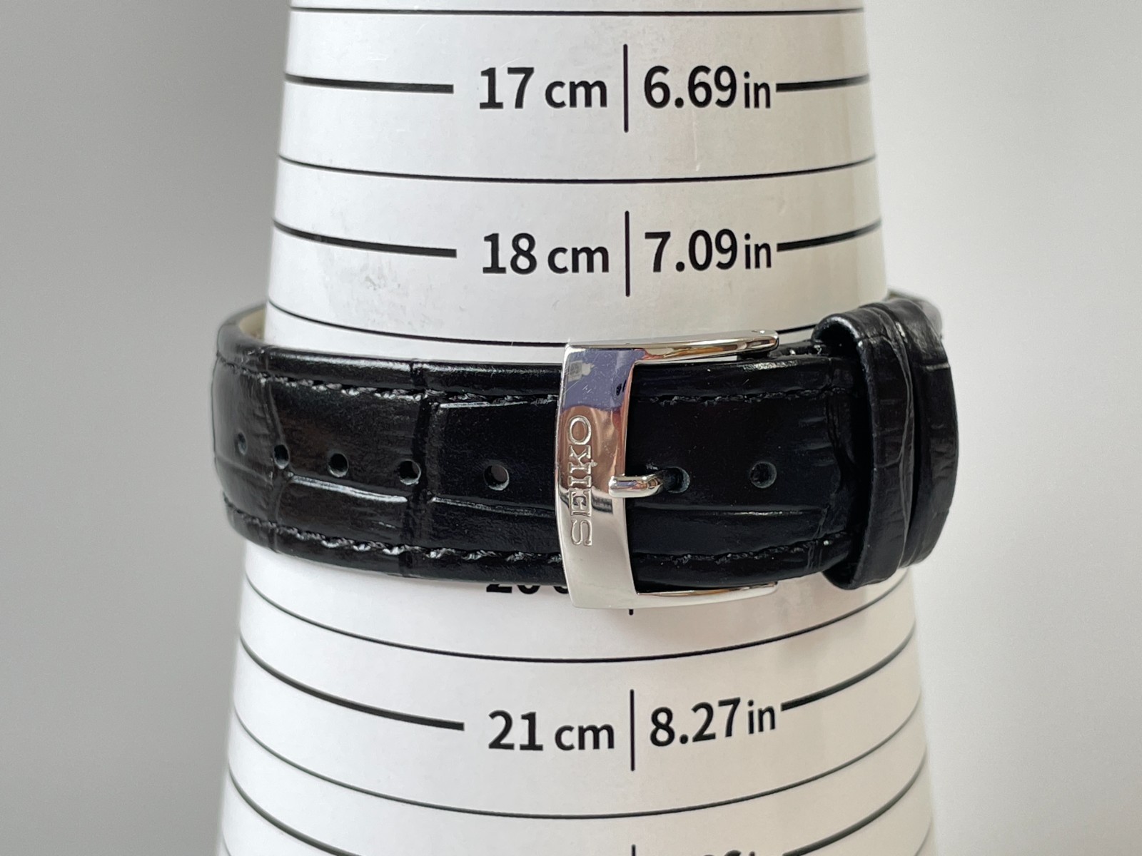 Seiko Kinetic 5M84-0AC0 [US Stock] Pinstripe Dial Automatic Mens Watch *N.Mint