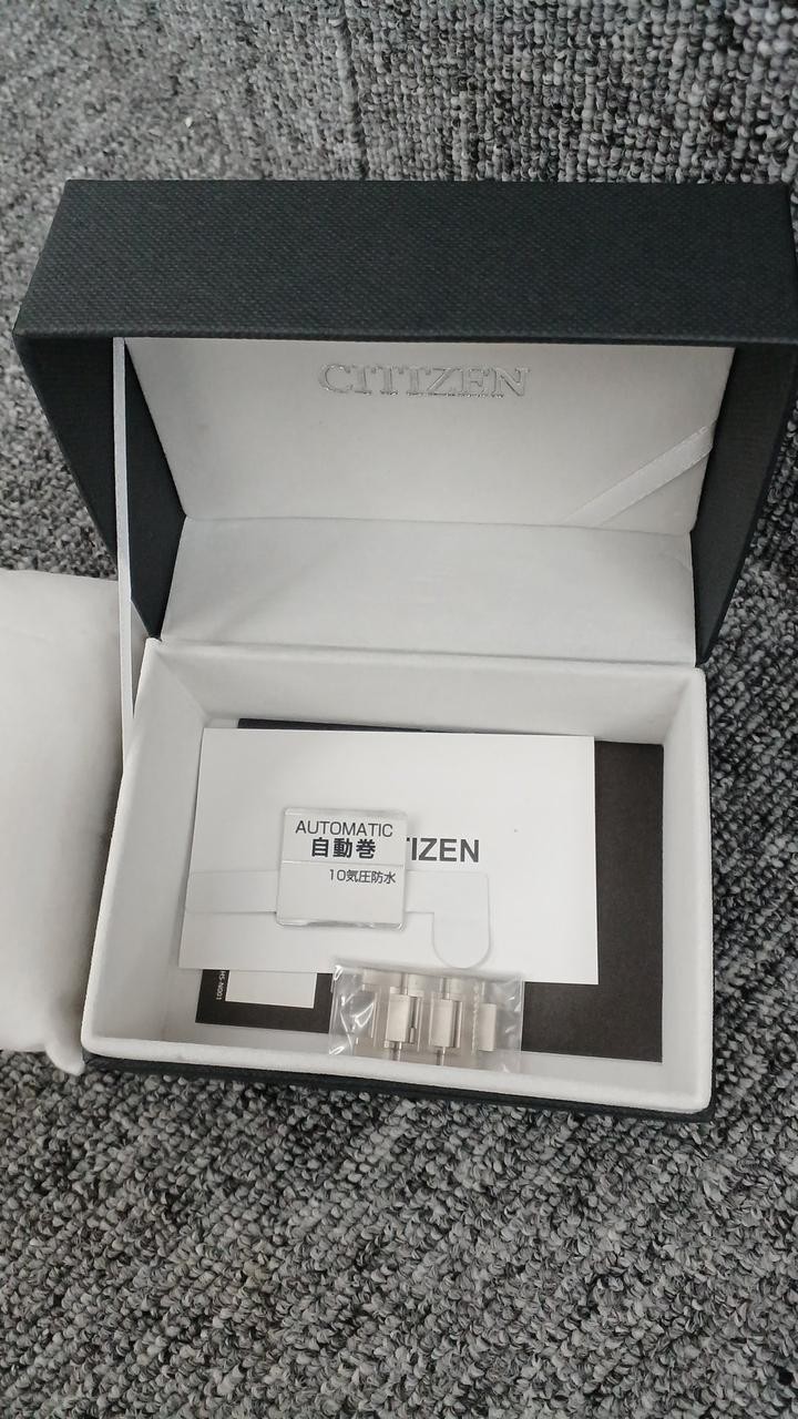 CITIZEN 9011-S100470 Wristwatch Used
