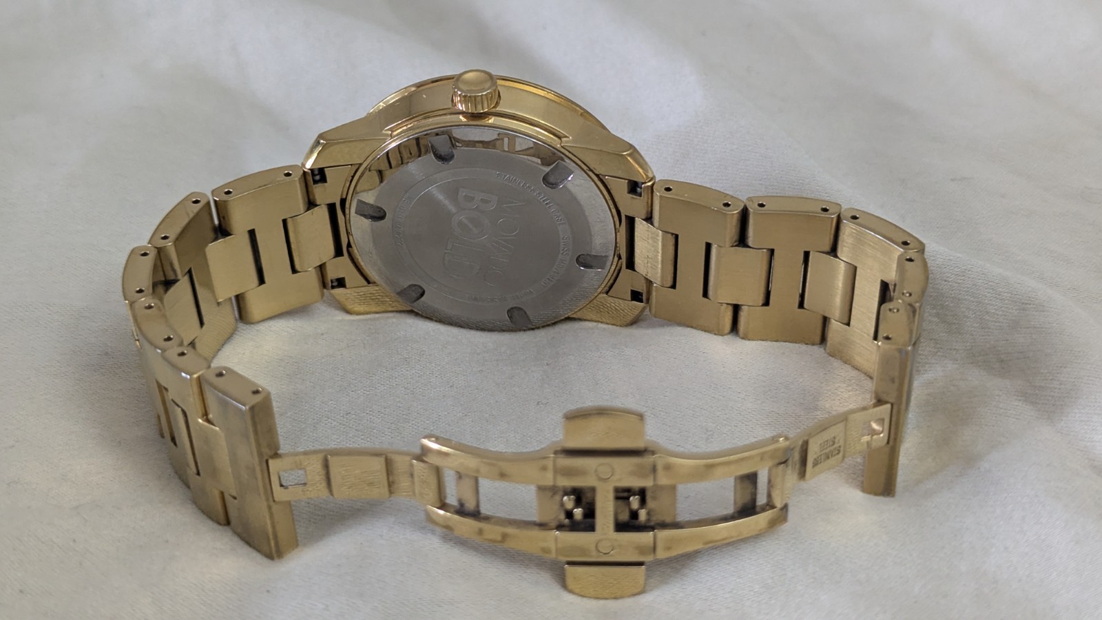 Movado Bold Gold tone 42.5mm with diamonds. Men’s Watch. See Description