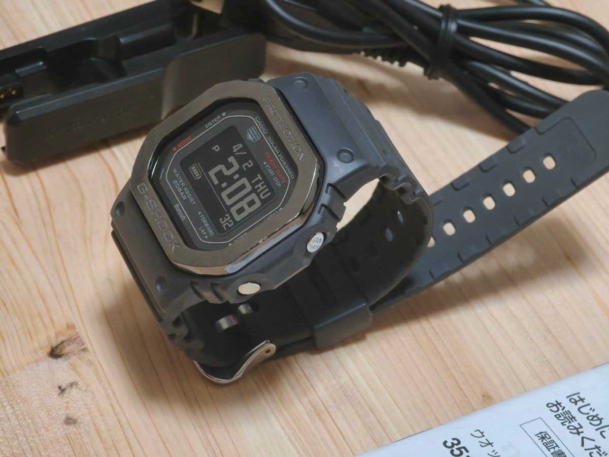CASIO G SHOCK DW H5600 Smartwatch Bluetooth Heart Rate Solar