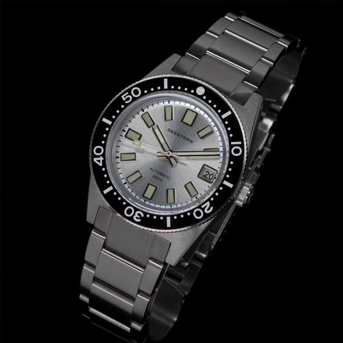 Seestern 62mas Automatic Steel Silver Black Date Sapphire Diver Men’s Watch