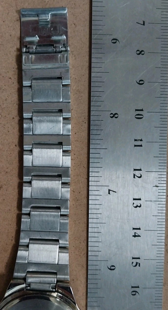 Q & Q Quartz Watch by Citizen Miyota Movement Bracelet Band New Battery