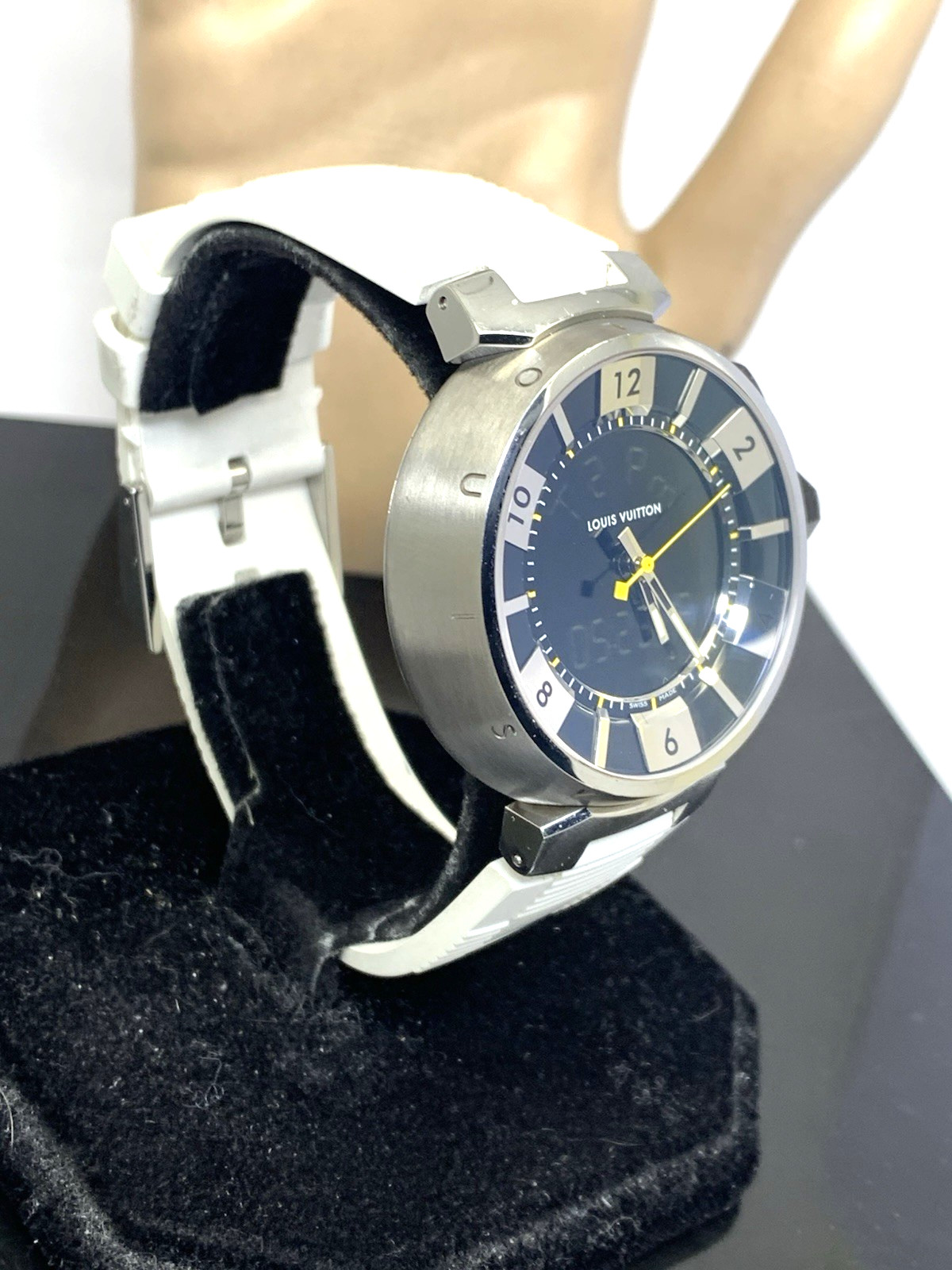 Louis Vuitton LV Men’s Watch Q118F Tambour Swiss Quartz White Rubber Strap 41mm