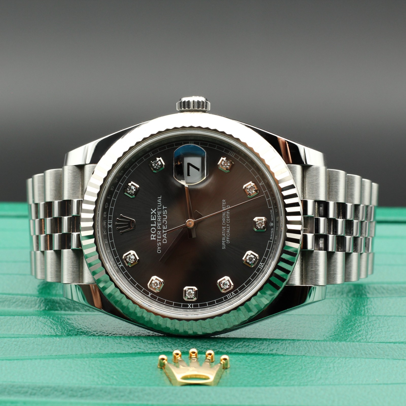 Rolex Datejust 41 Rhodium Diamond Dial Jubilee Bracelet Full set 126334