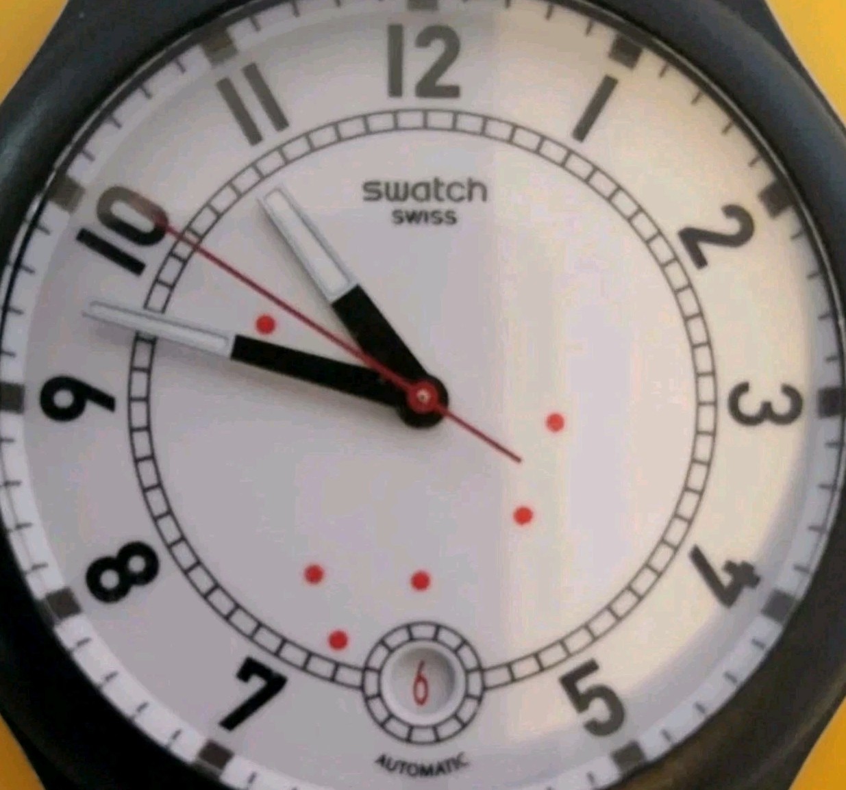 Swatch watch Sistem51 Automatic White Dial Unisex 42MM. Excellent. RRP £200