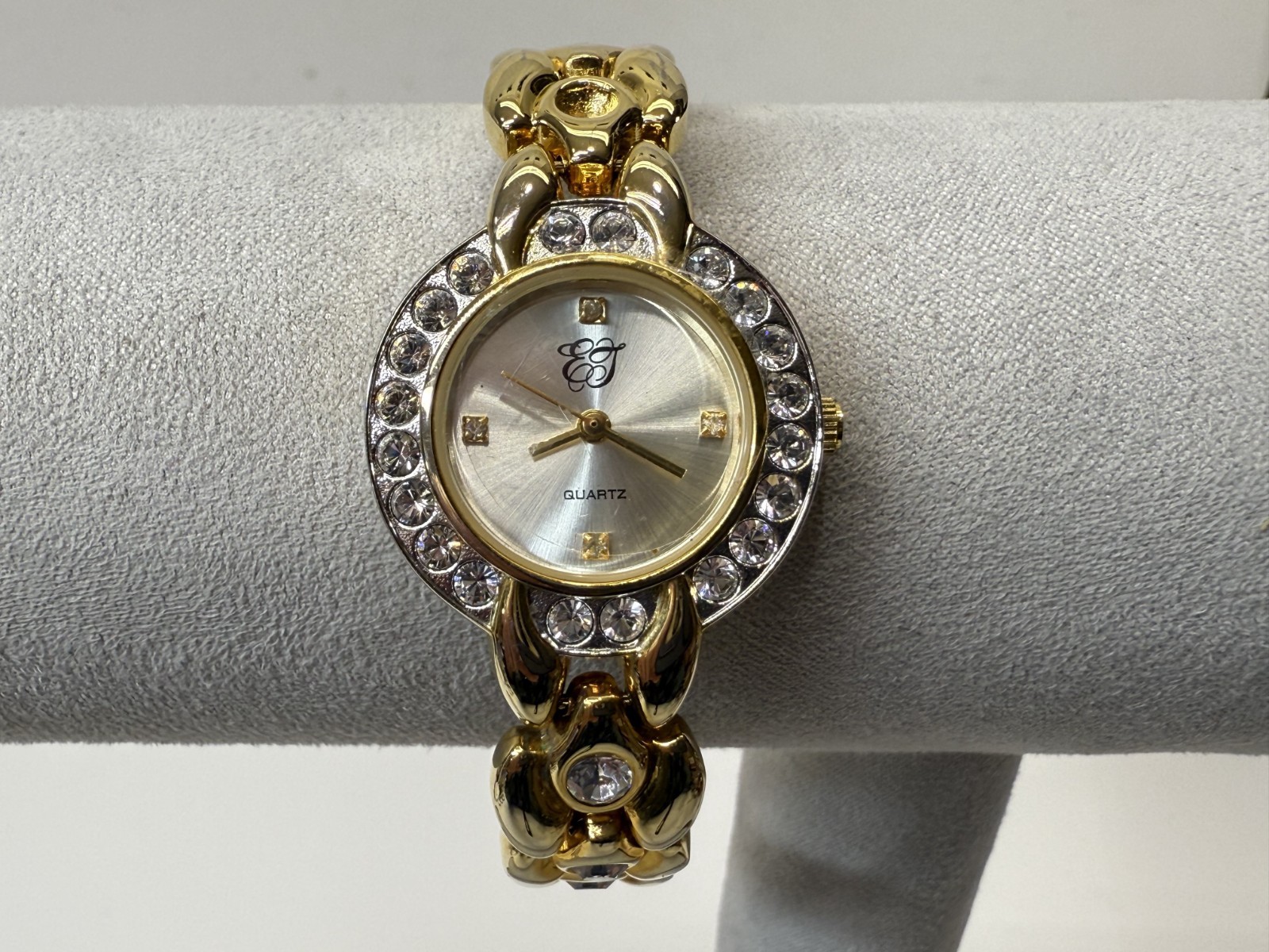 ELIZABETH TAYLOR gold tone with rhinestones 2 missing watch