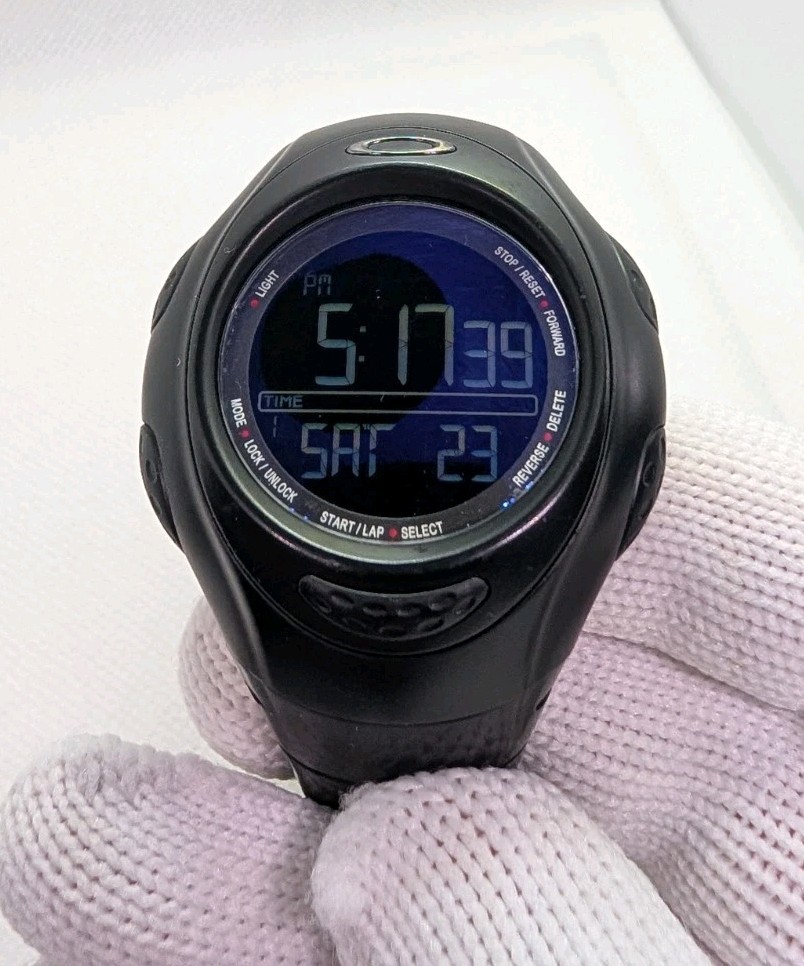 MINT Authentic Oakley D1 watch mm time tank minute machine tb timebomb