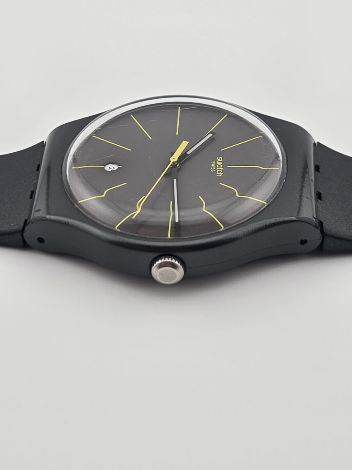 Swatch CHARCOLAZING Quartz Grey Lemon Dial Men’s Watch SR1130SW Swiss Made
