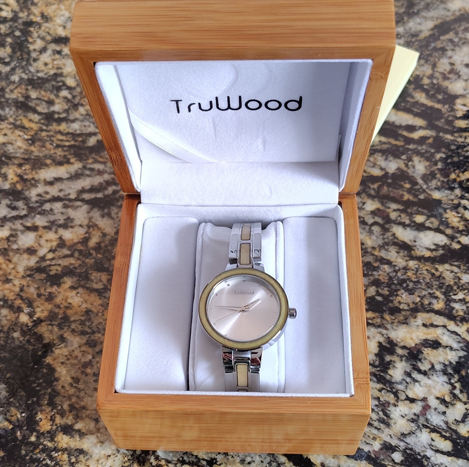 TruWood Women’s Wristwatch Silver/Beige Metal/Wood Analog Round with Box