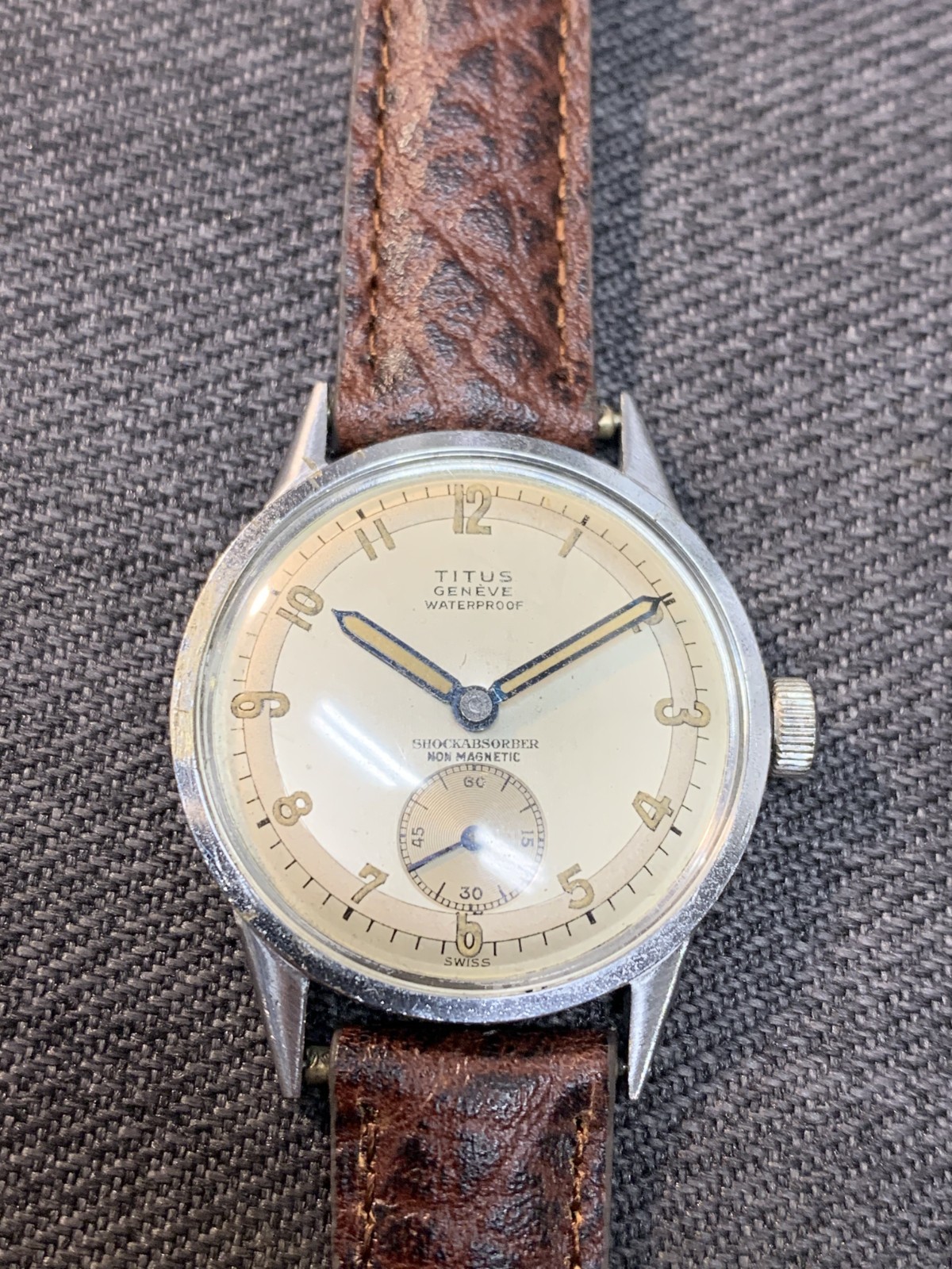 Vintage WW2 Era Military Titus Geneve Mens Watch READY TO WEAR