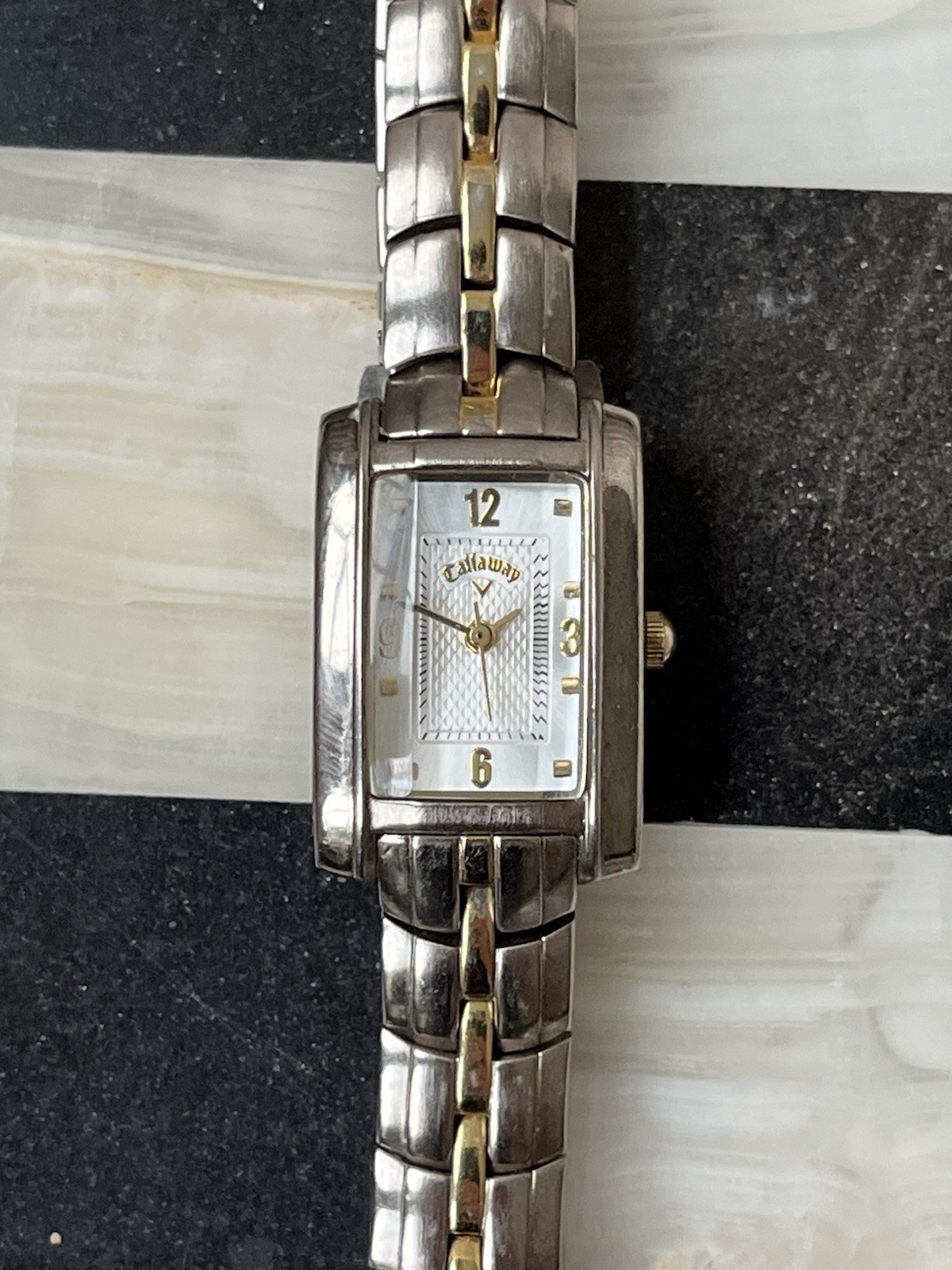 Womens Callaway Golf Tank Watch 20mm Silver Gold Two Tone White Dial Working