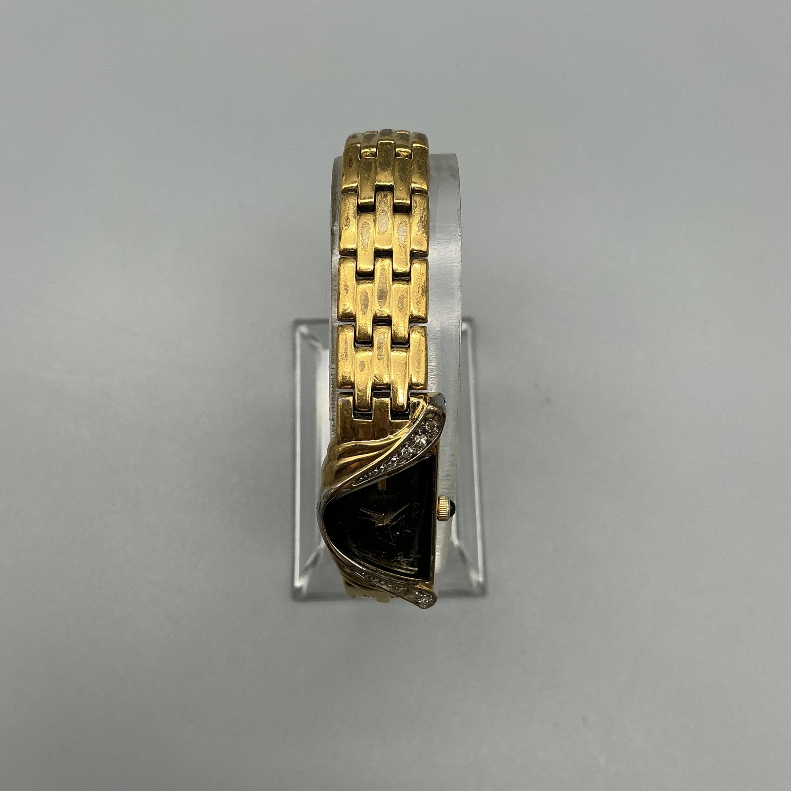 Vintage Seiko Womens Watch 14mm Half Moon Diamond 2E20-7309 New Battery 7.5″
