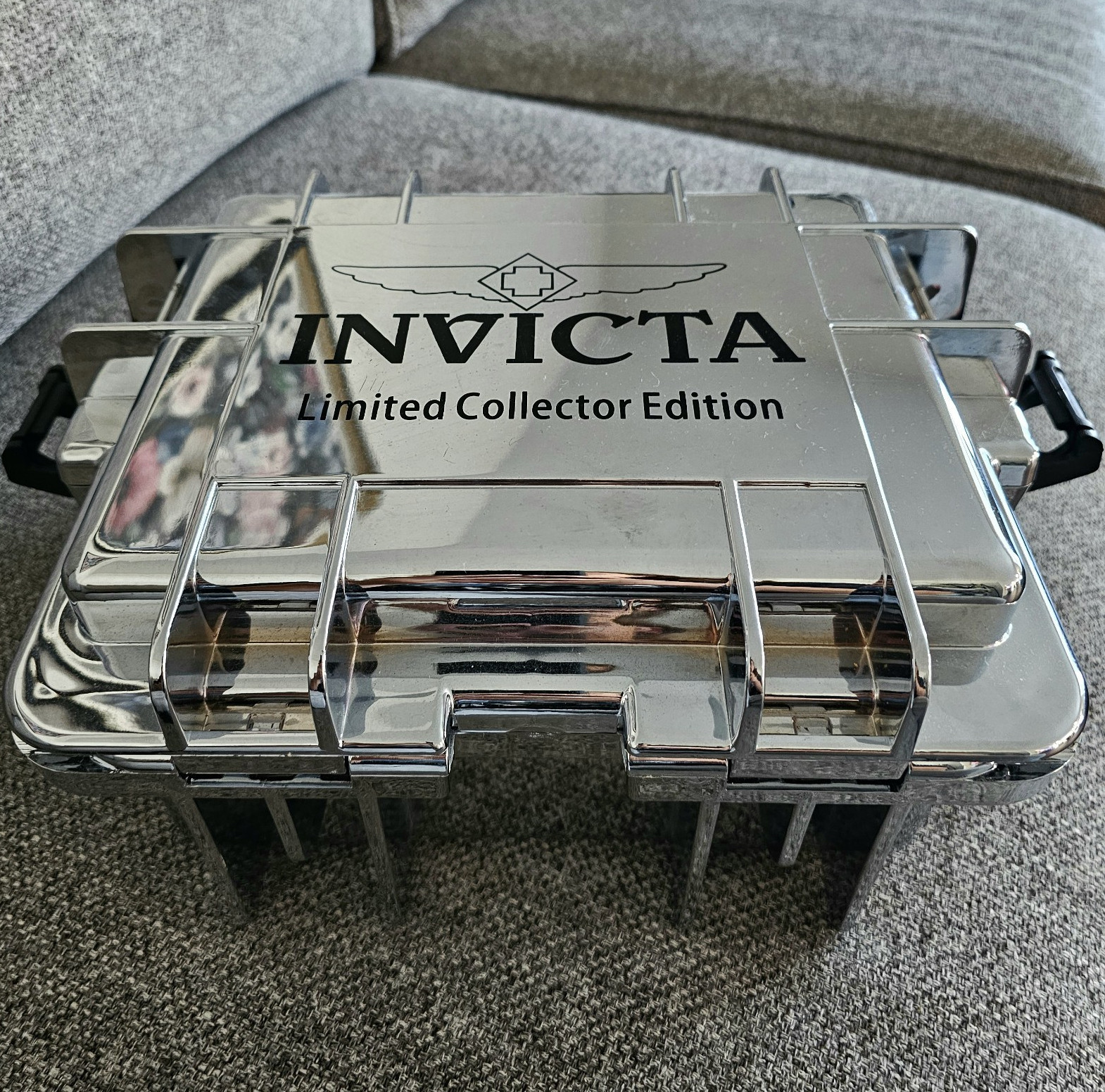 Invicta Subaqua Limited Edition Chronograph 500m Diver Gold Dial 52mm