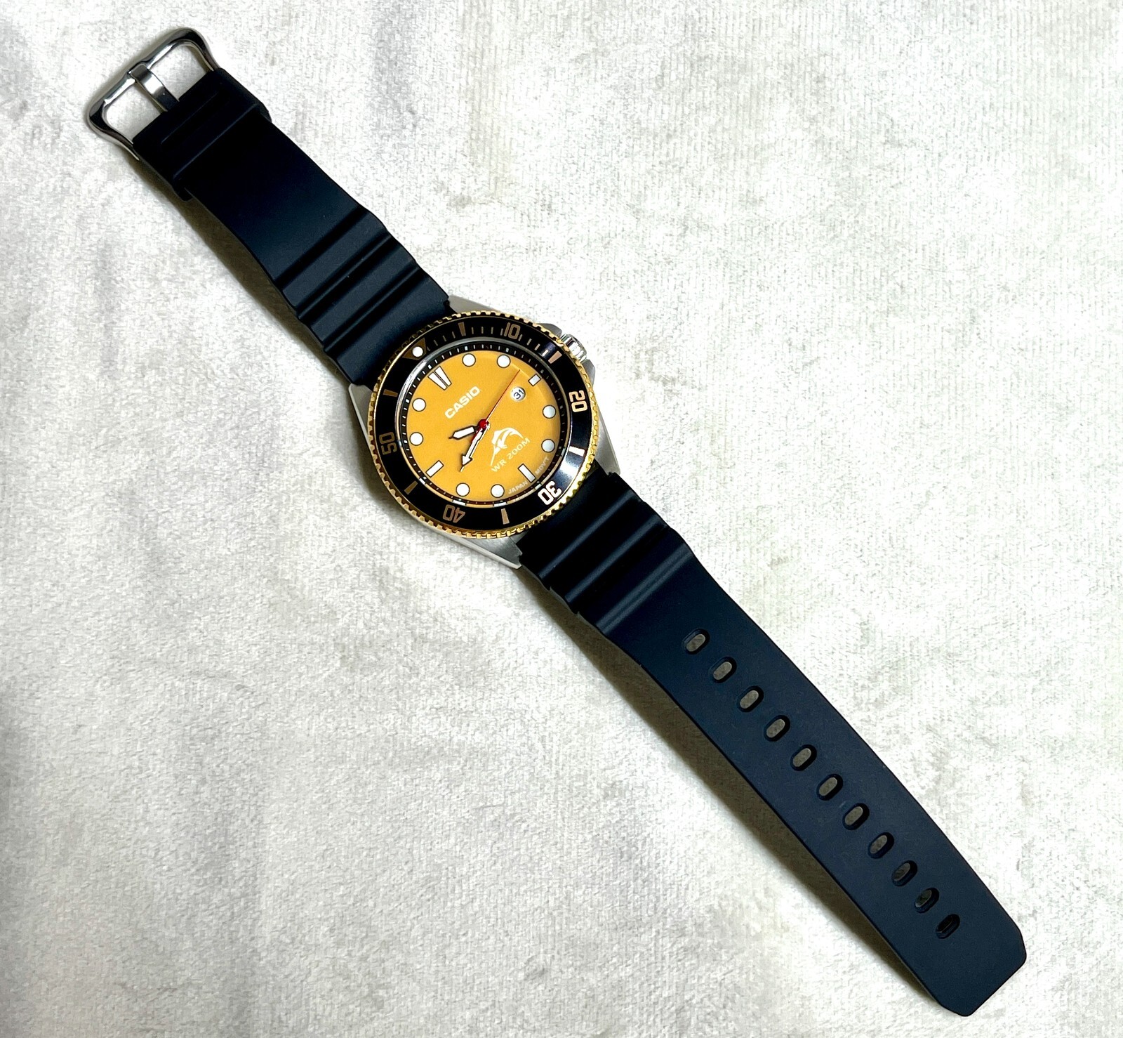 Watch Casio Duro MDV-106G- MOD Yellow Dial Luminous Green 200 Meter WR Date