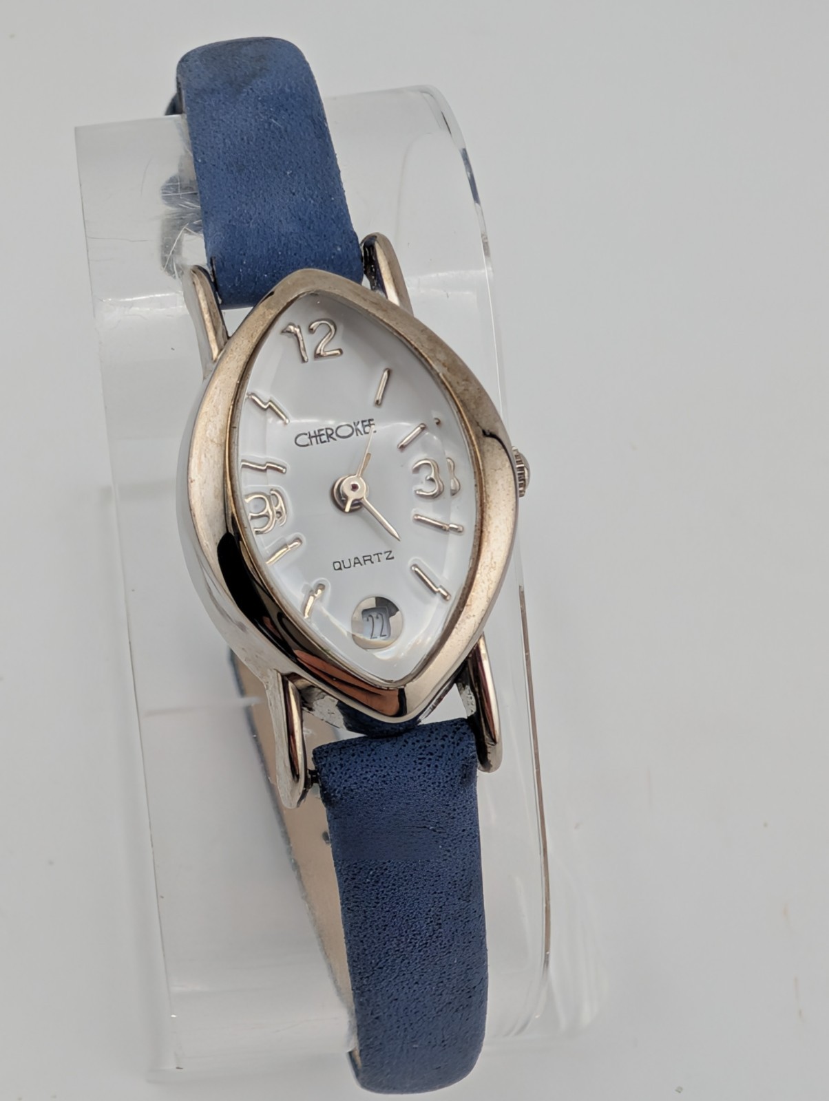 Vintage Cherokee Women’s Watch 19mm Silver Case Blue Leather Band- New Battery